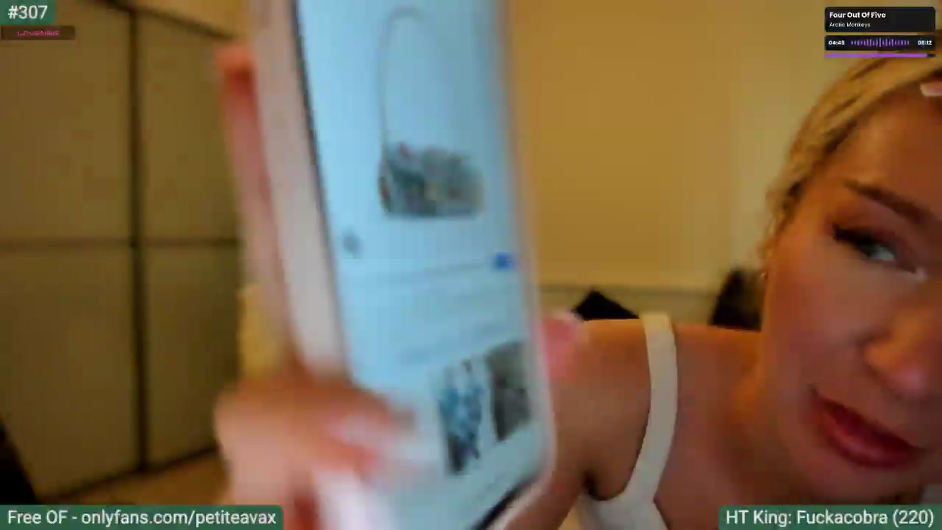 Gallery image thumbnail from pixelatedgirl's myfreecams stream on, 06/26/2026, 17:17 image 8 of 20
