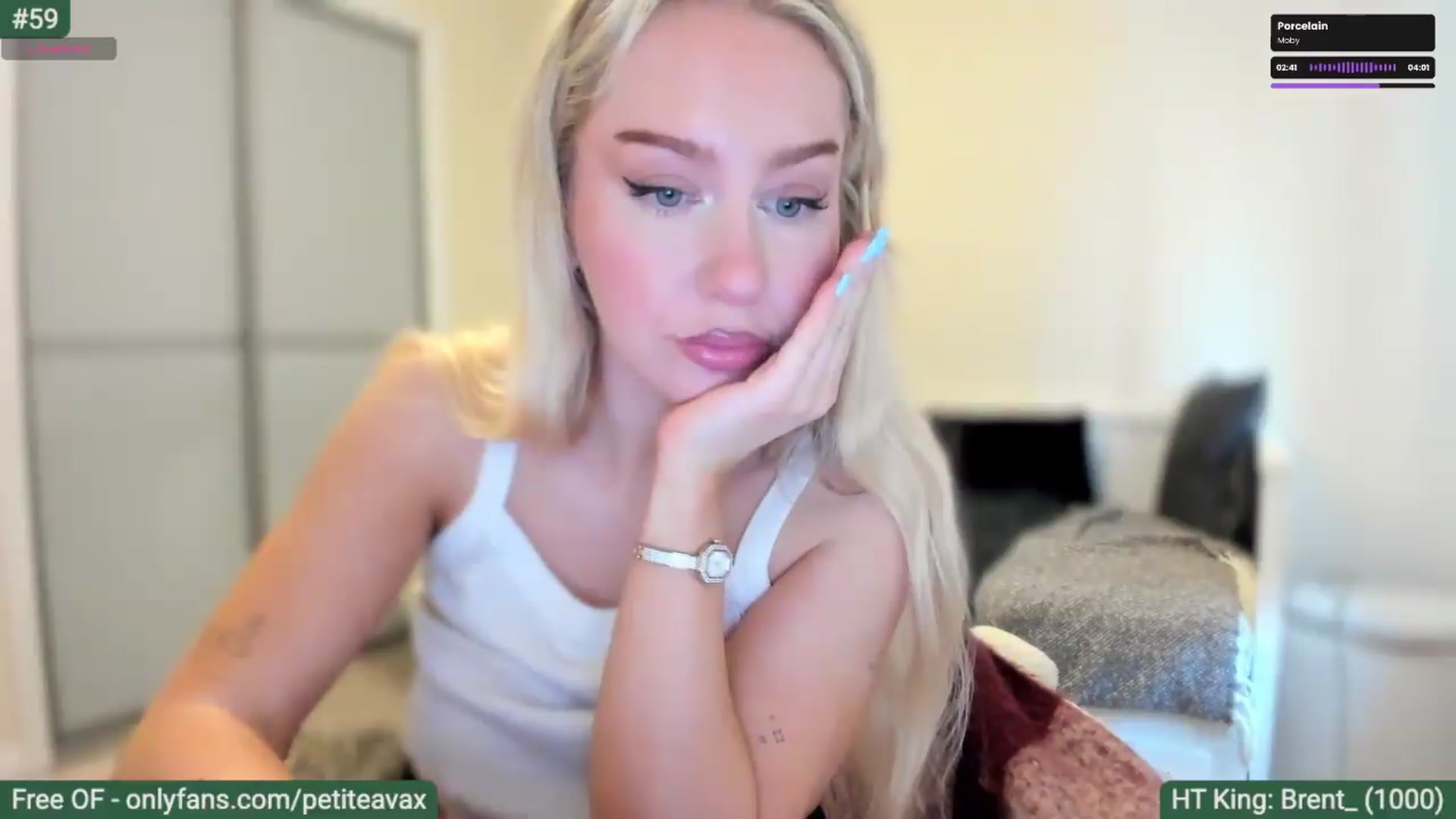 Gallery image thumbnail from pixelatedgirl's myfreecams stream on, 07/01/2026, 16:52 image 12 of 20