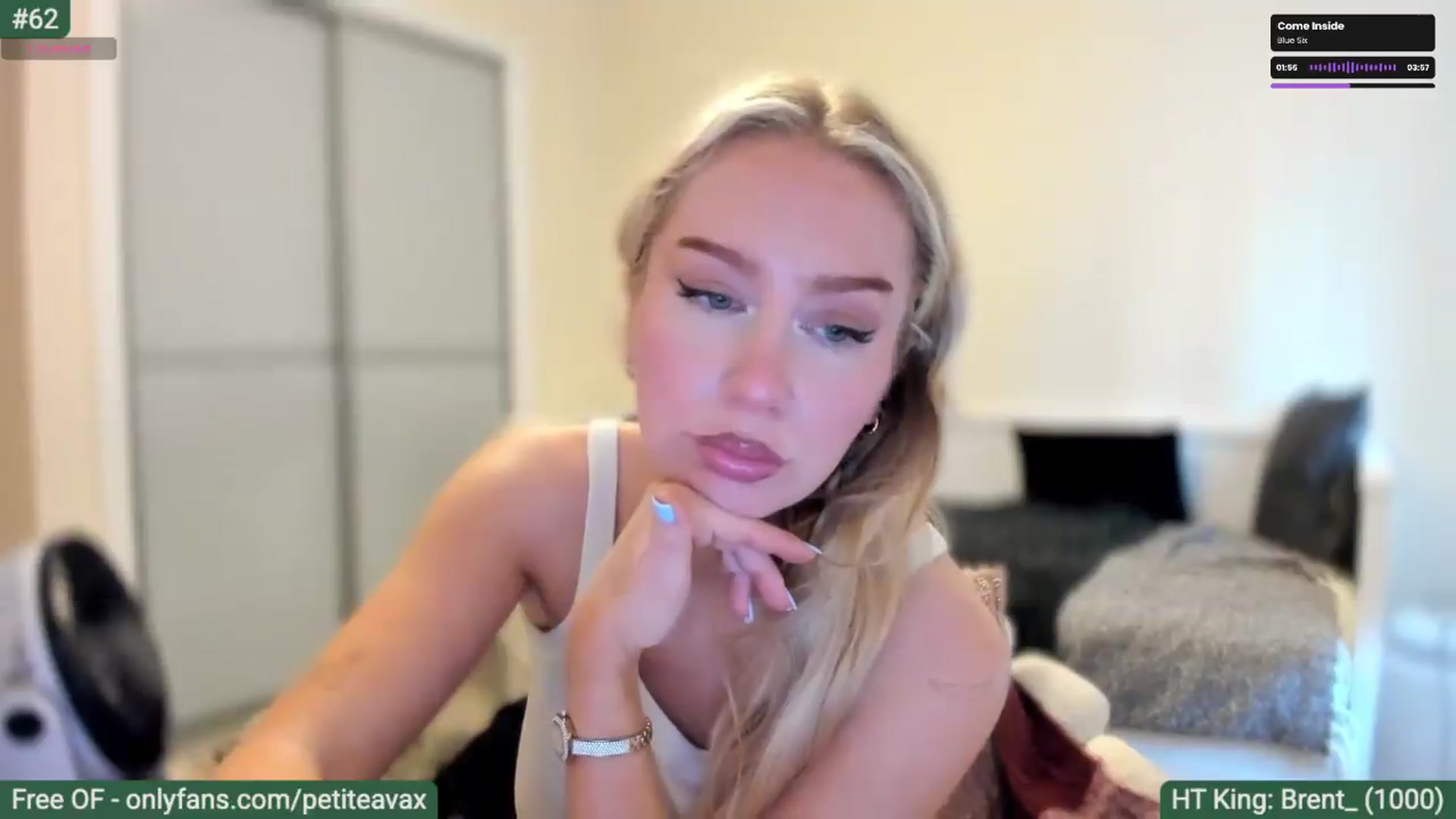 Gallery image thumbnail from pixelatedgirl's myfreecams stream on, 07/01/2026, 17:38 image 5 of 20