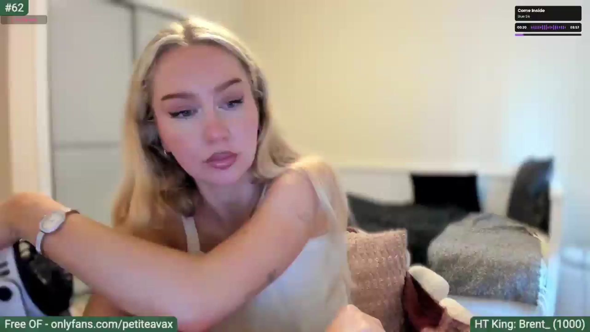 Gallery image thumbnail from pixelatedgirl's myfreecams stream on, 07/01/2026, 17:38 image 4 of 20