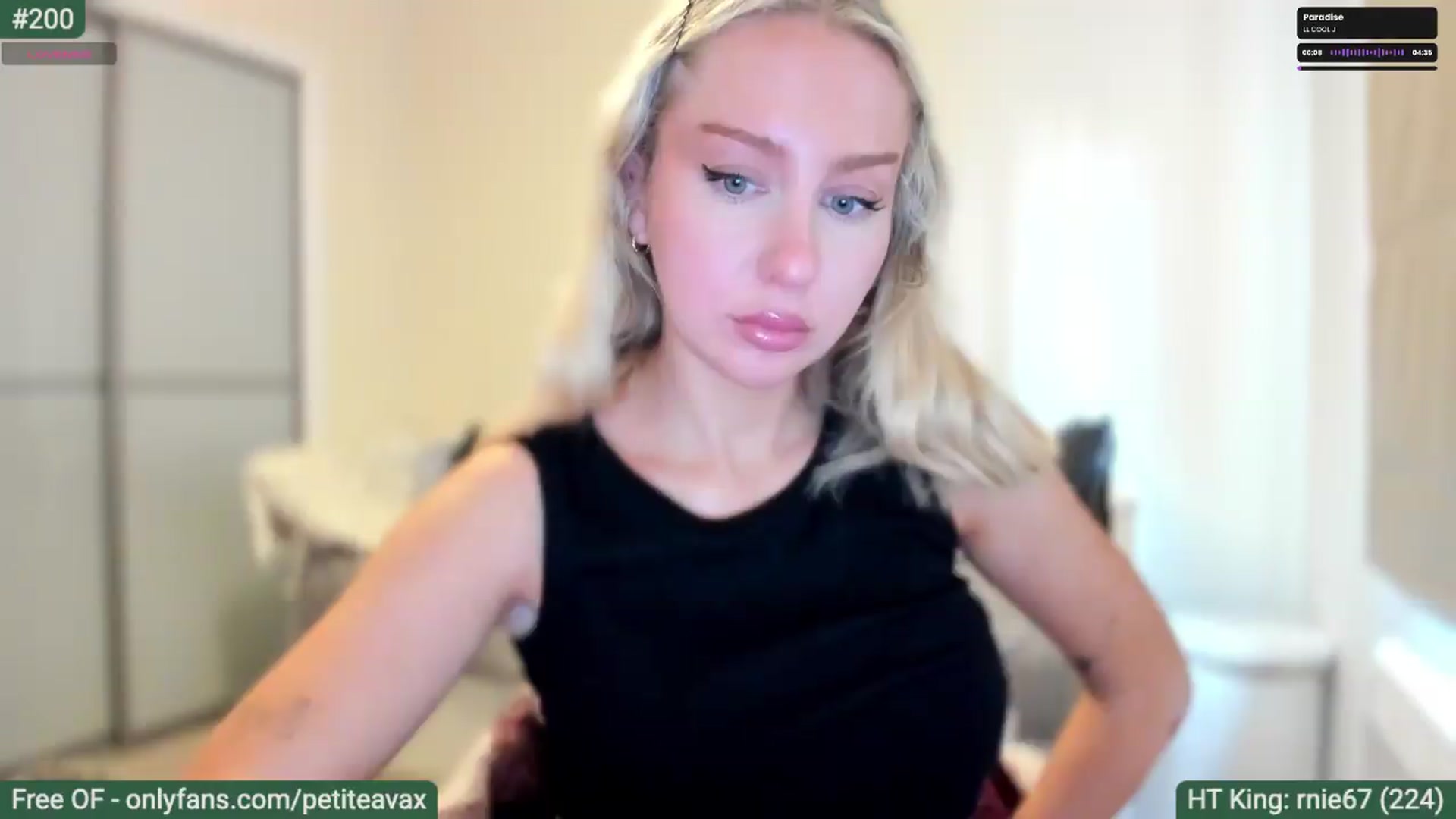 Gallery image thumbnail from pixelatedgirl's myfreecams stream on, 07/02/2026, 18:36 image 14 of 20