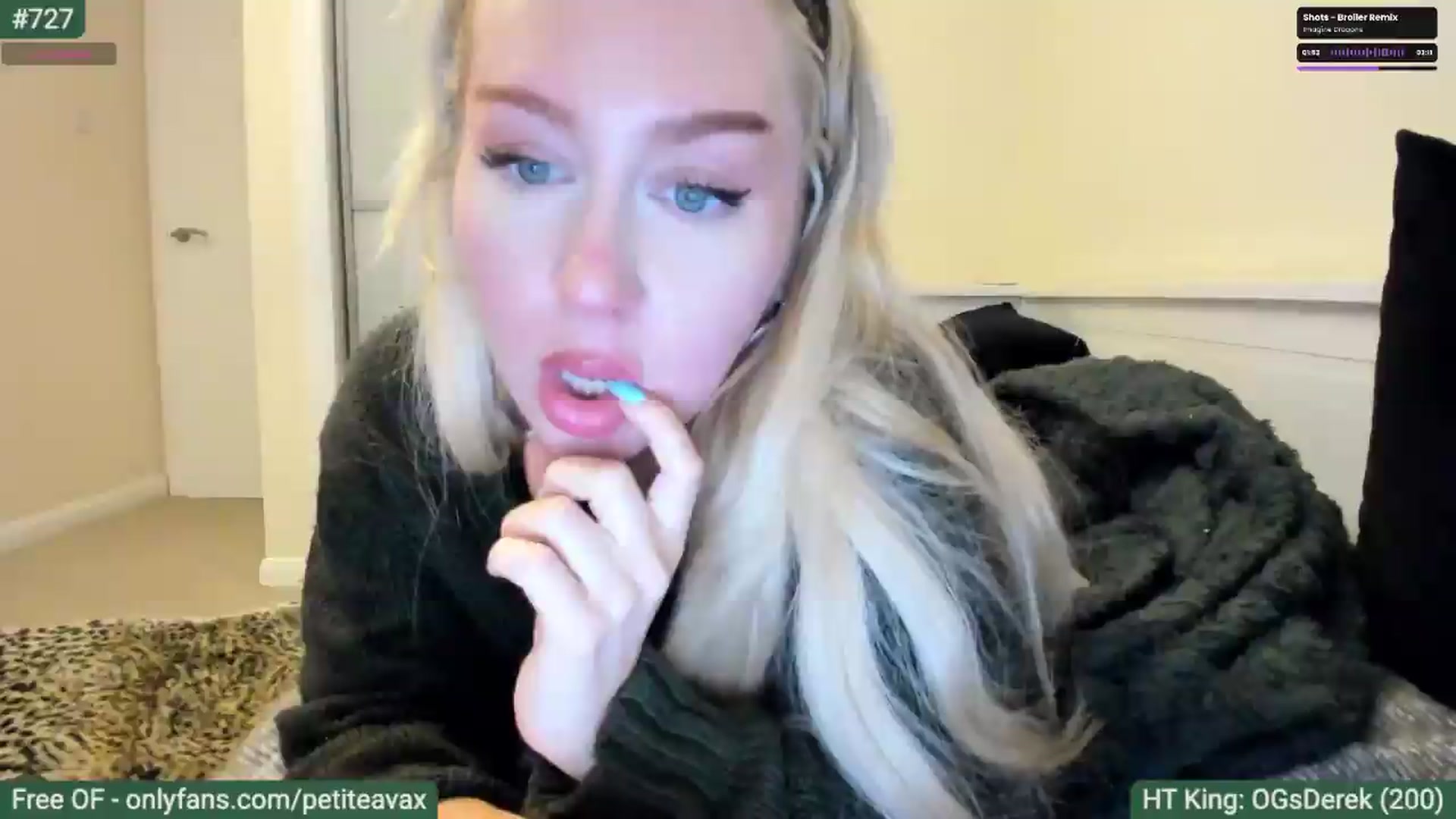 Gallery image thumbnail from pixelatedgirl's myfreecams stream on, 07/07/2026, 19:13 image 4 of 20