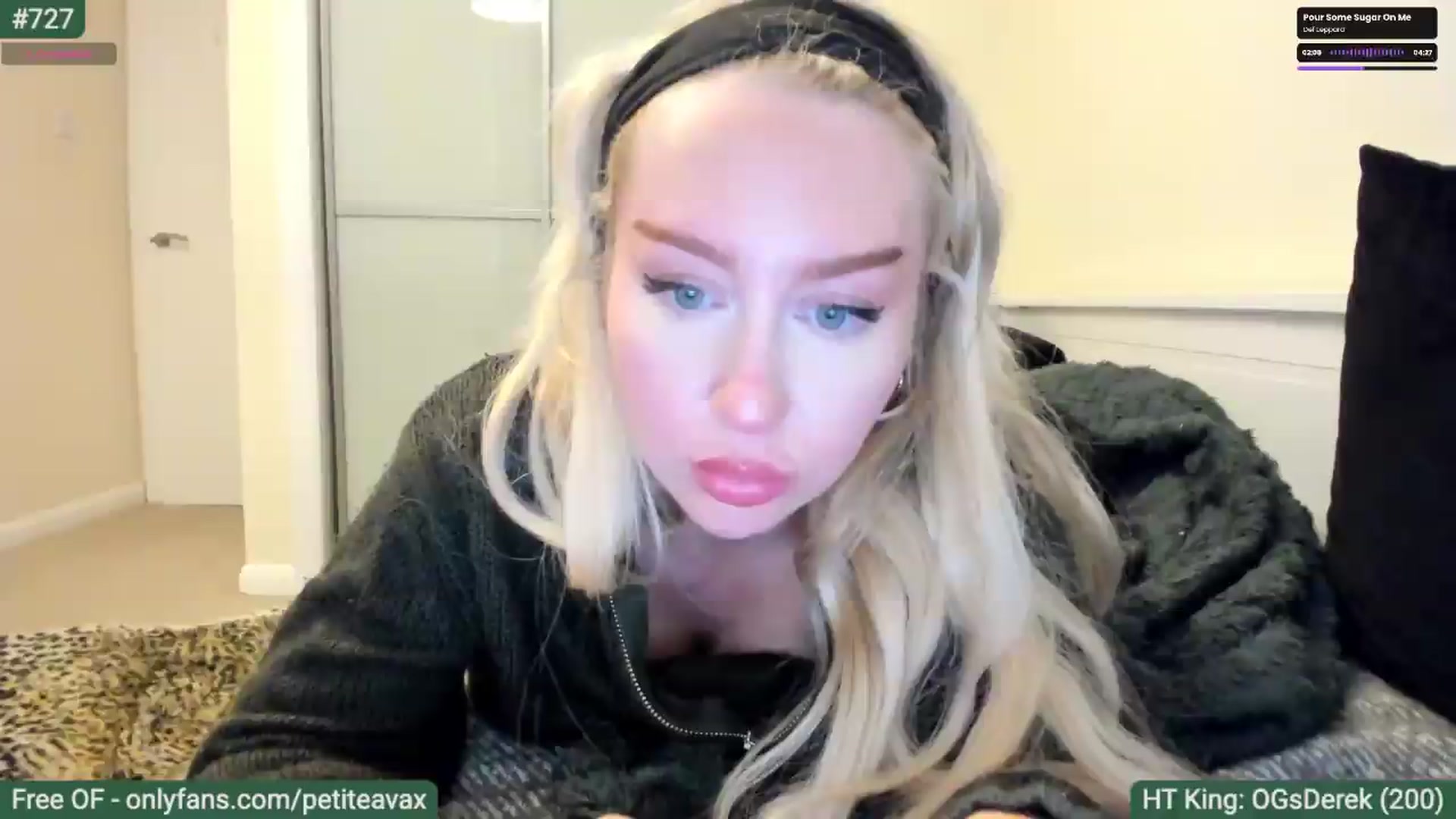 Gallery image thumbnail from pixelatedgirl's myfreecams stream on, 07/07/2026, 19:13 image 8 of 20