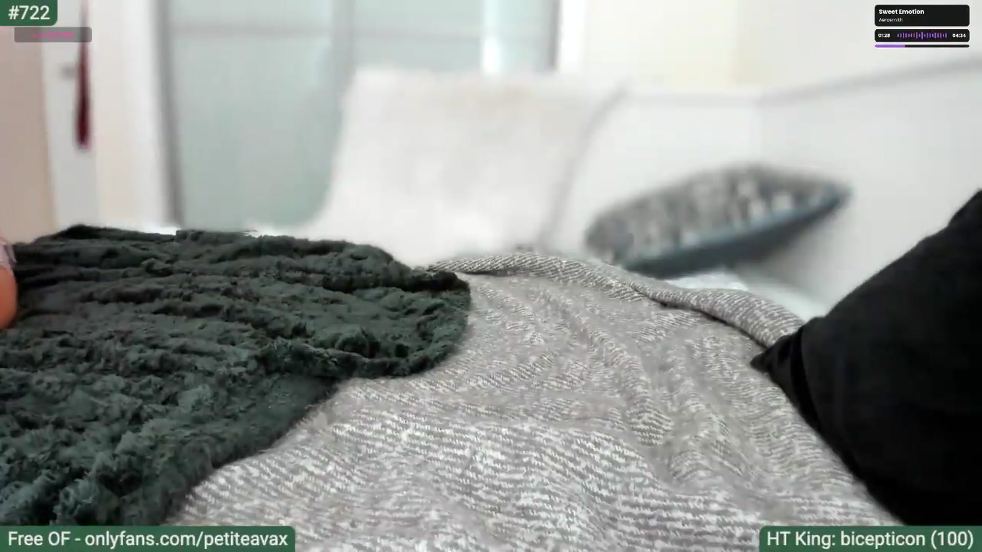 Gallery image thumbnail from pixelatedgirl's myfreecams stream on, 07/09/2026, 13:19 image 18 of 20