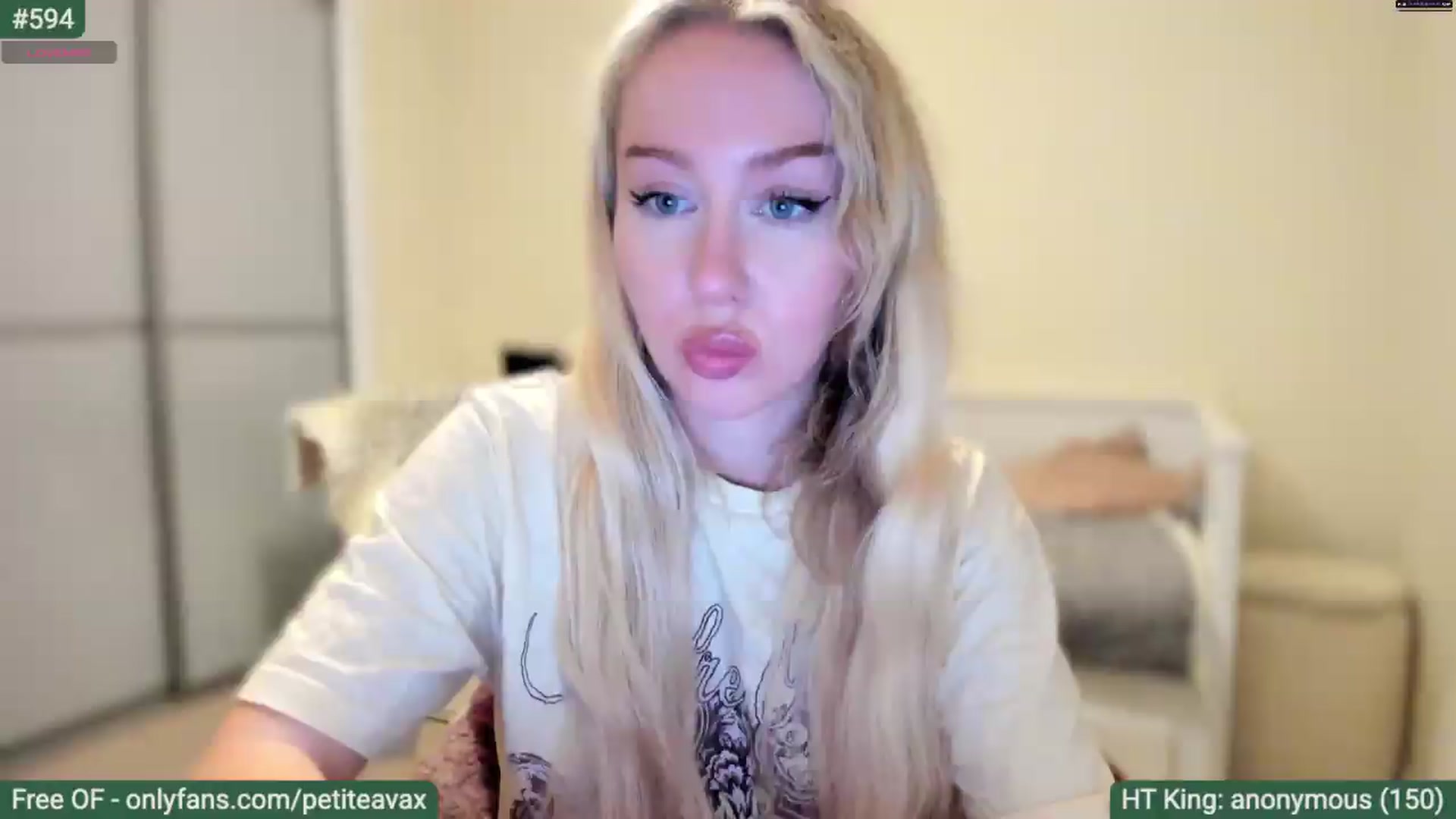 Gallery image thumbnail from pixelatedgirl's myfreecams stream on, 07/14/2026, 21:28 image 15 of 20
