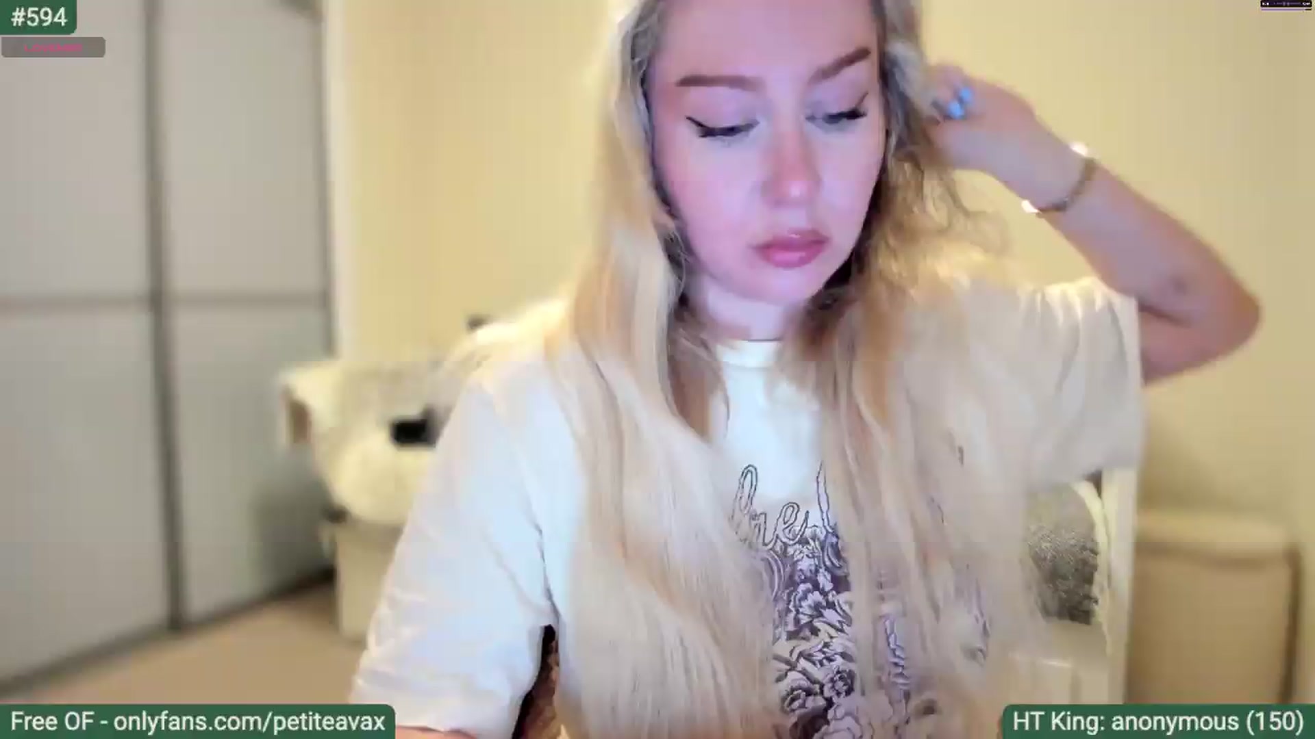 Gallery image thumbnail from pixelatedgirl's myfreecams stream on, 07/14/2026, 21:28 image 20 of 20
