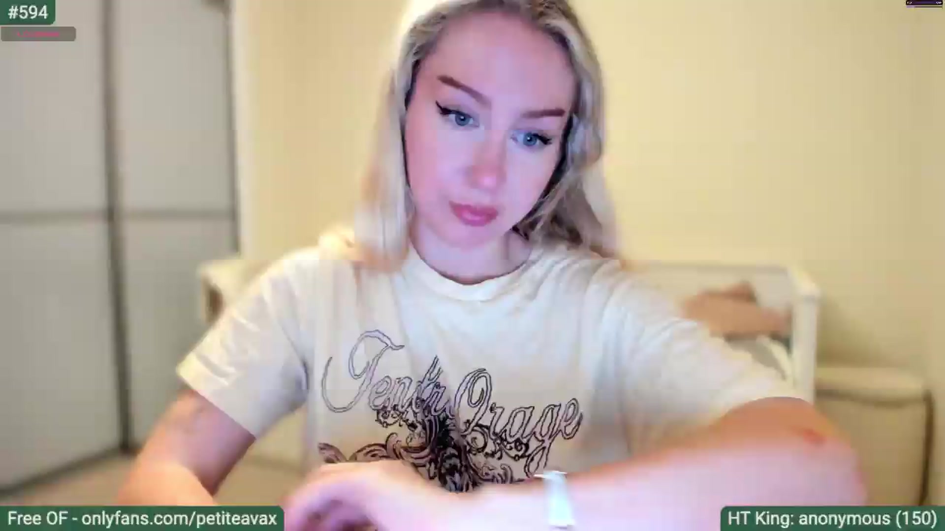 Gallery image thumbnail from pixelatedgirl's myfreecams stream on, 07/14/2026, 21:28 image 16 of 20