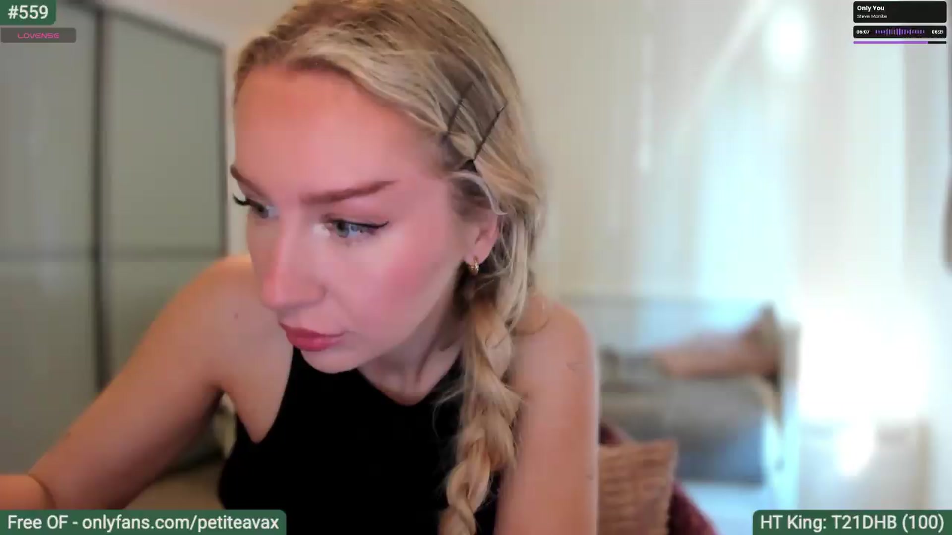 Gallery image thumbnail from pixelatedgirl's myfreecams stream on, 07/15/2026, 16:02 image 15 of 20