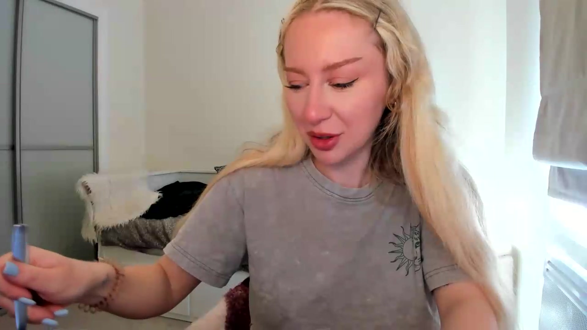 Gallery image thumbnail from pixelatedgirl's myfreecams stream on, 07/18/2026, 15:48 image 7 of 20