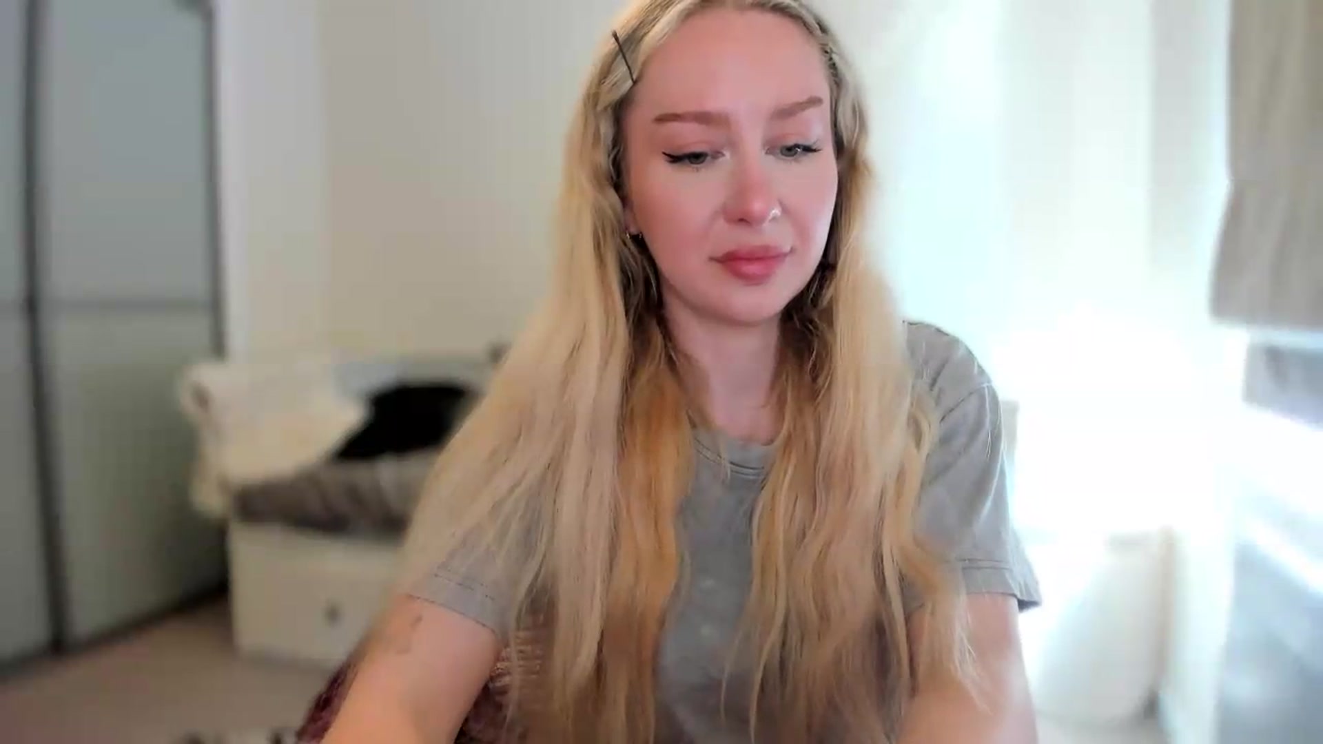 Gallery image thumbnail from pixelatedgirl's myfreecams stream on, 07/18/2026, 15:48 image 17 of 20