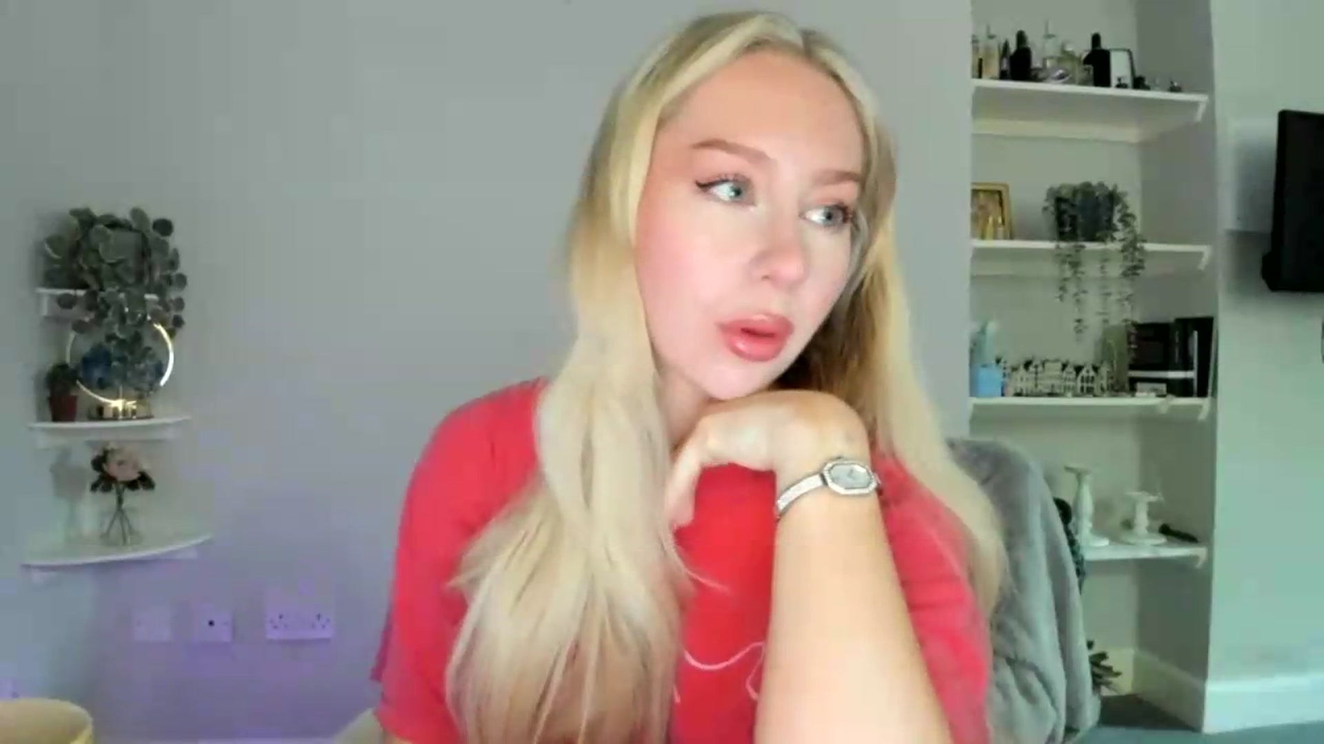 Gallery image thumbnail from pixelatedprincess's myfreecams stream on, 06/11/2026, 07:03 image 3 of 20