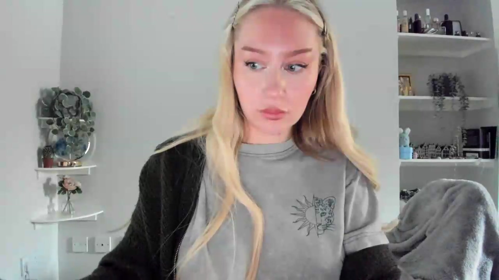 Gallery image thumbnail from pixelatedprincess's myfreecams stream on, 06/11/2026, 10:48 image 11 of 20