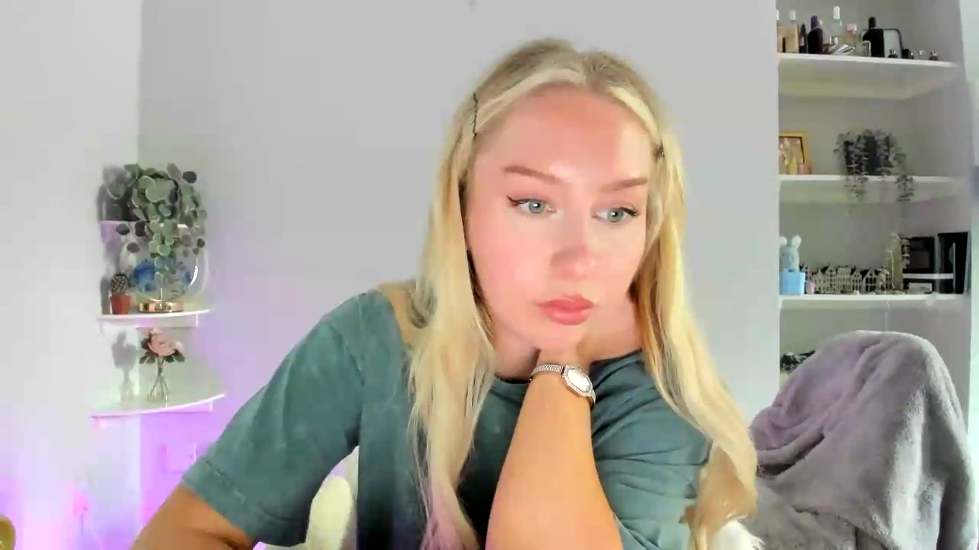Gallery image thumbnail from pixelatedprincess's myfreecams stream on, 06/11/2026, 13:59 image 2 of 20