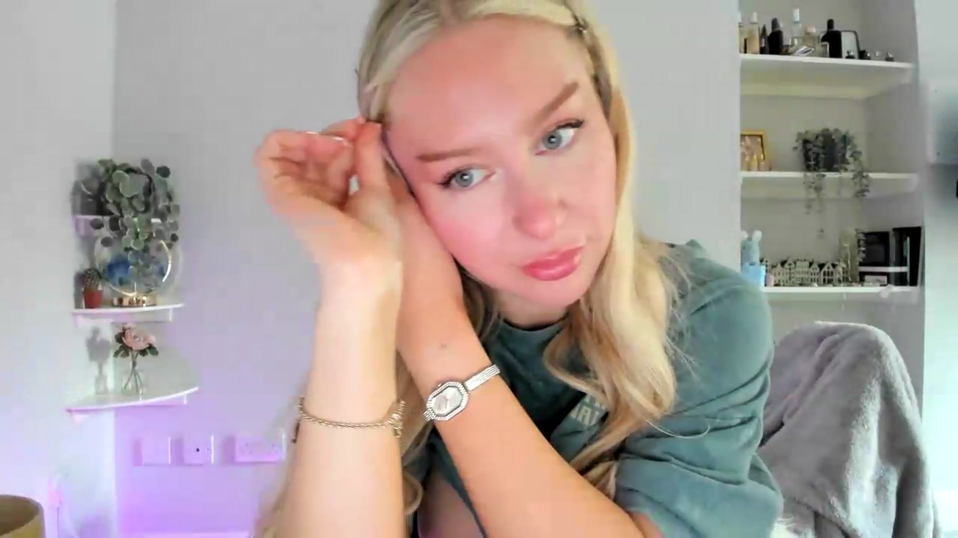 Gallery image thumbnail from pixelatedprincess's myfreecams stream on, 06/11/2026, 13:59 image 20 of 20