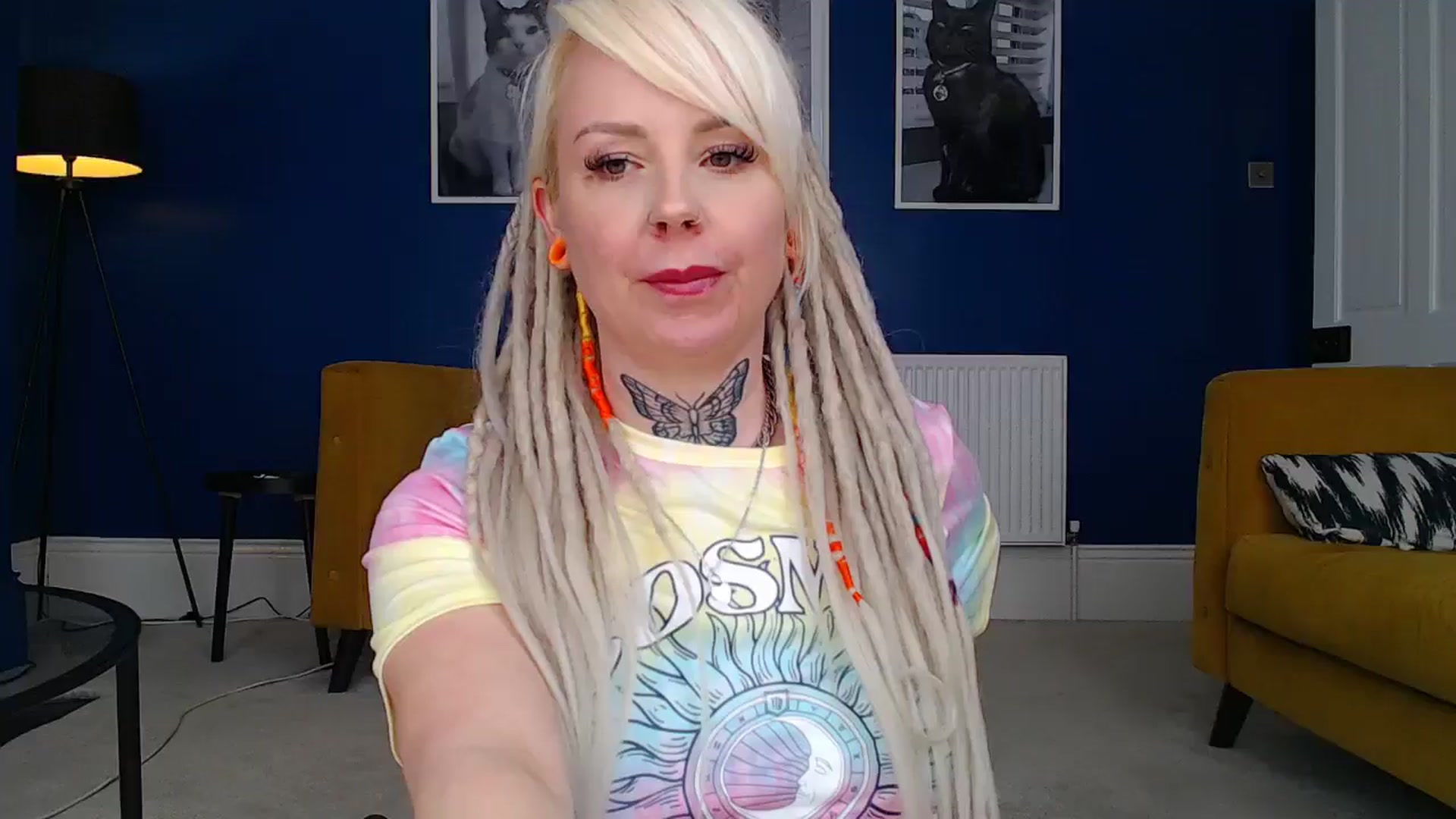 Gallery image thumbnail from pixieDread's myfreecams stream on, 04/30/2024, 14:27 image 1 of 20