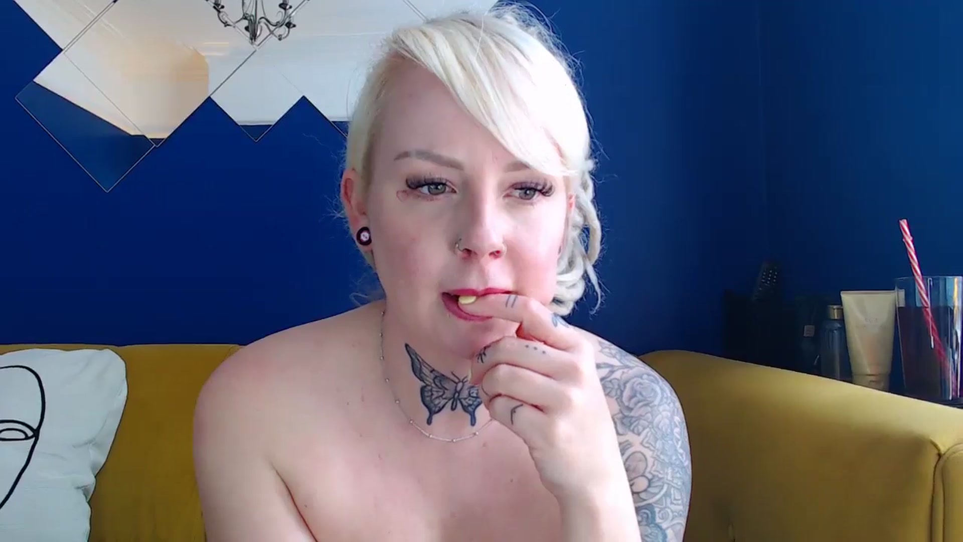 Gallery image thumbnail from pixieDread's myfreecams stream on, 05/13/2024, 12:37 image 7 of 20