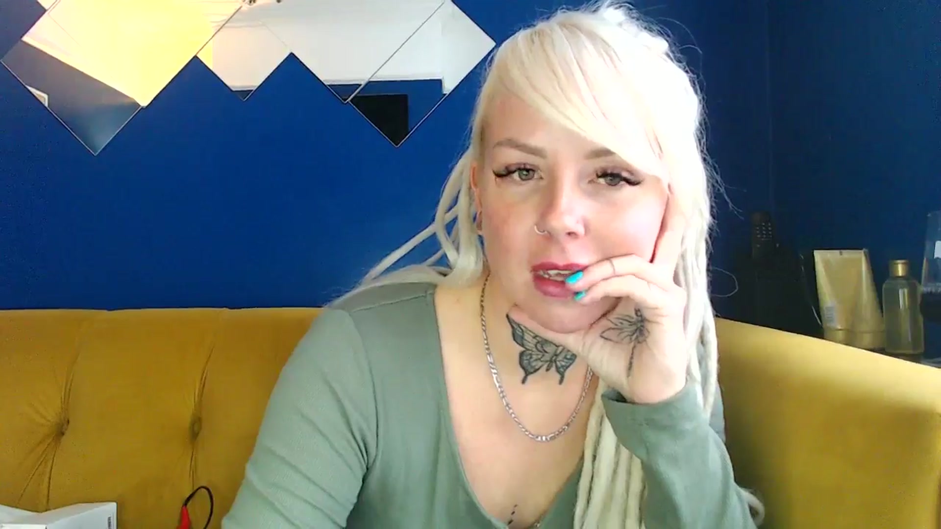 Gallery image thumbnail from pixieDread's myfreecams stream on, 09/13/2024, 12:18 image 4 of 20