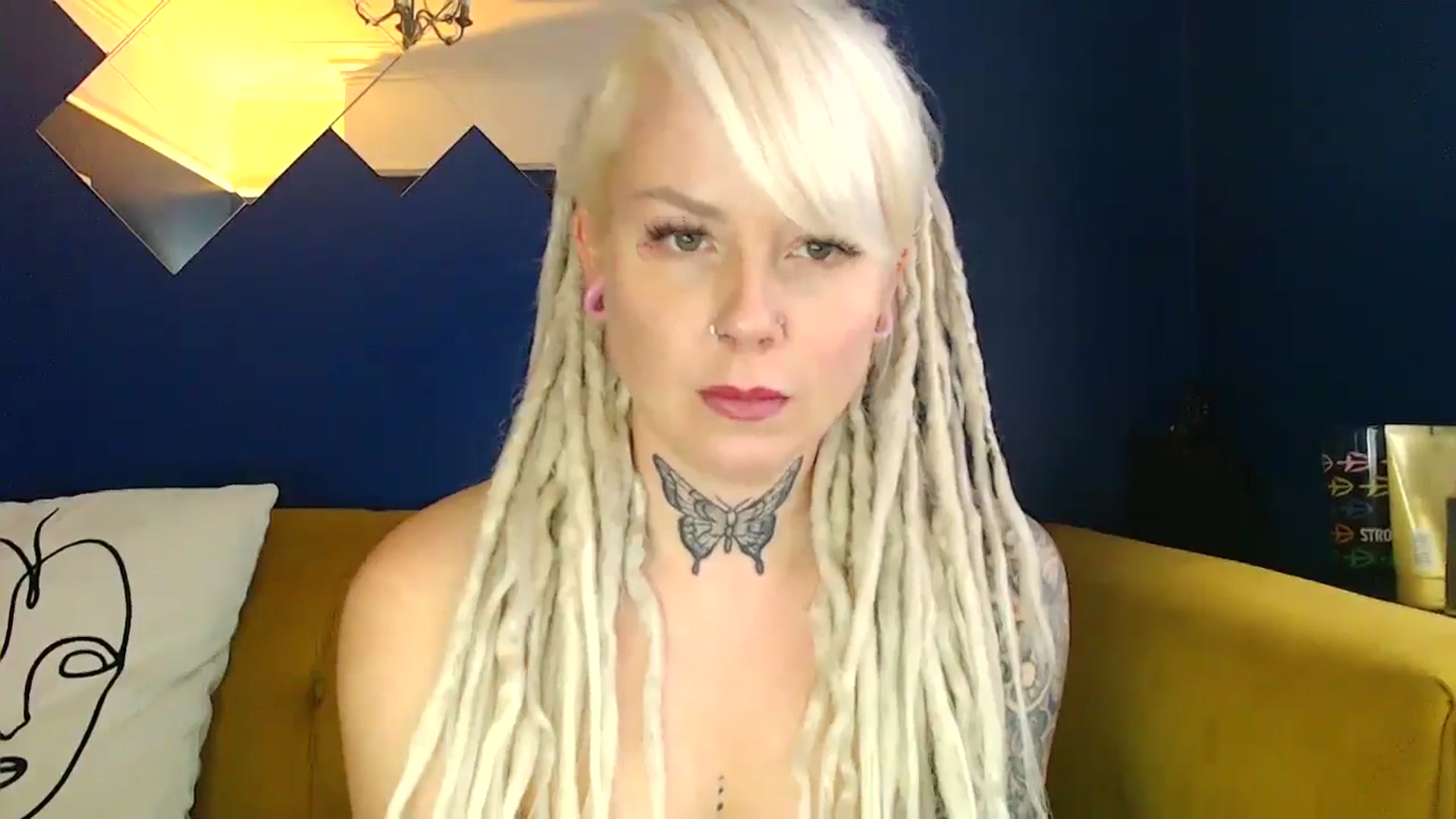 Gallery image thumbnail from pixieDread's myfreecams stream on, 10/15/2024, 12:03 image 7 of 20