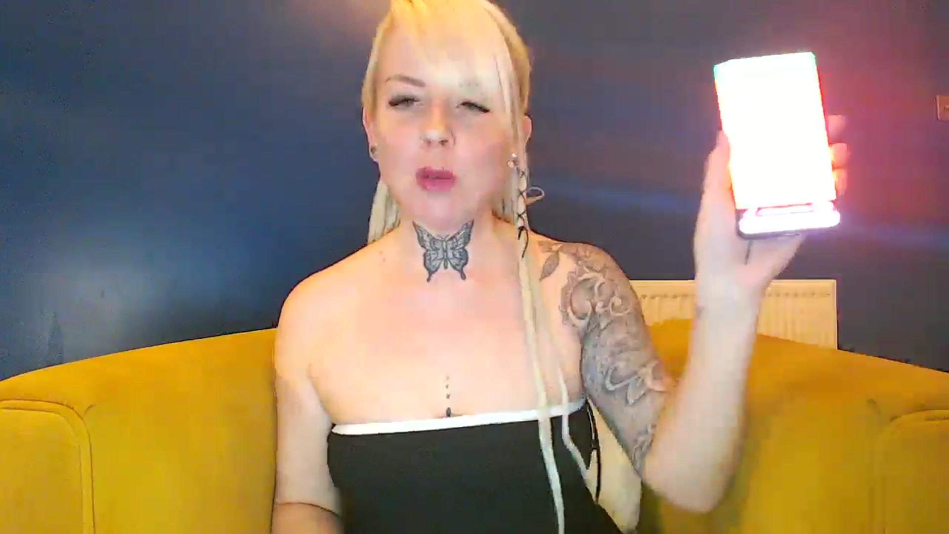 Gallery image thumbnail from pixieDread's myfreecams stream on, 11/22/2024, 20:10 image 10 of 20