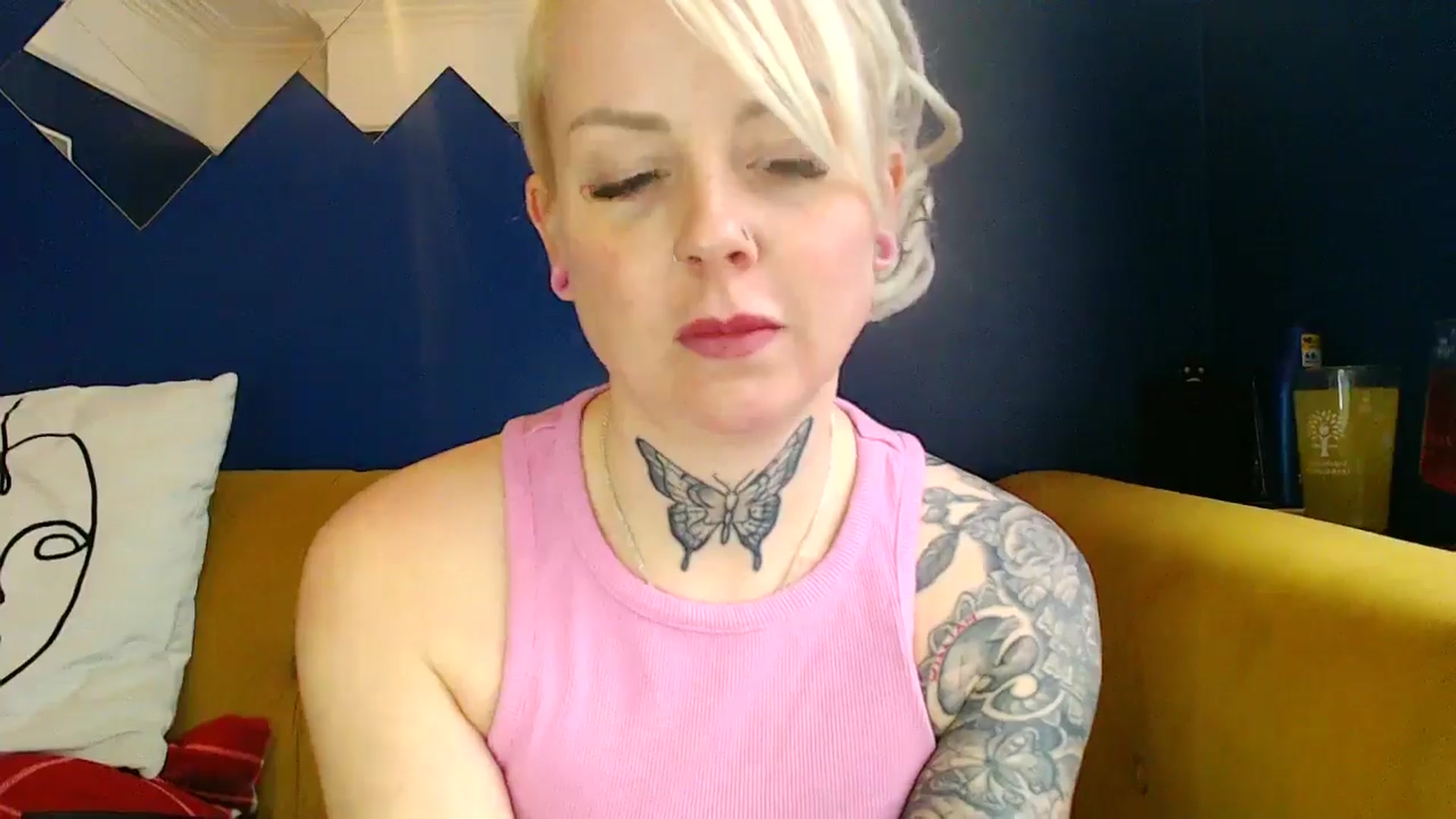 Gallery image thumbnail from pixieDread's myfreecams stream on, 12/11/2024, 13:37 image 6 of 20