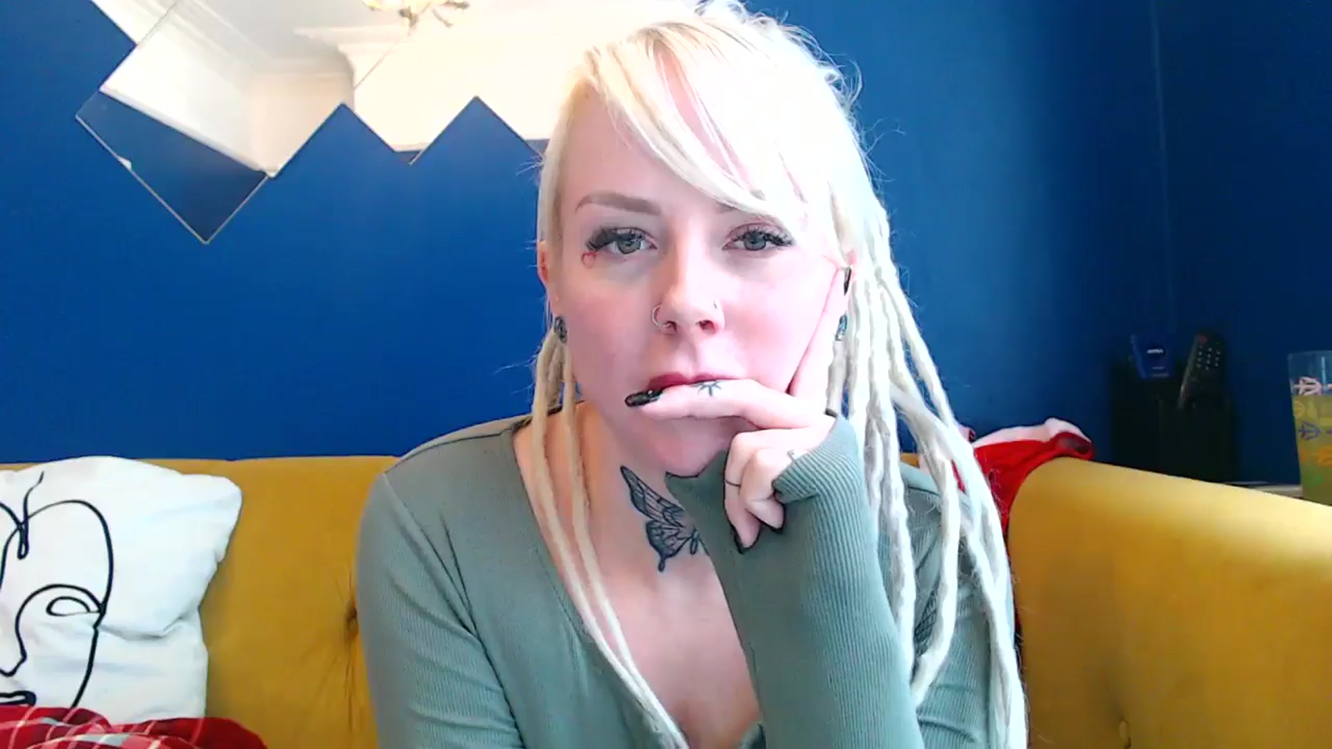 Gallery image thumbnail from pixieDread's myfreecams stream on, 12/16/2024, 13:53 image 4 of 20