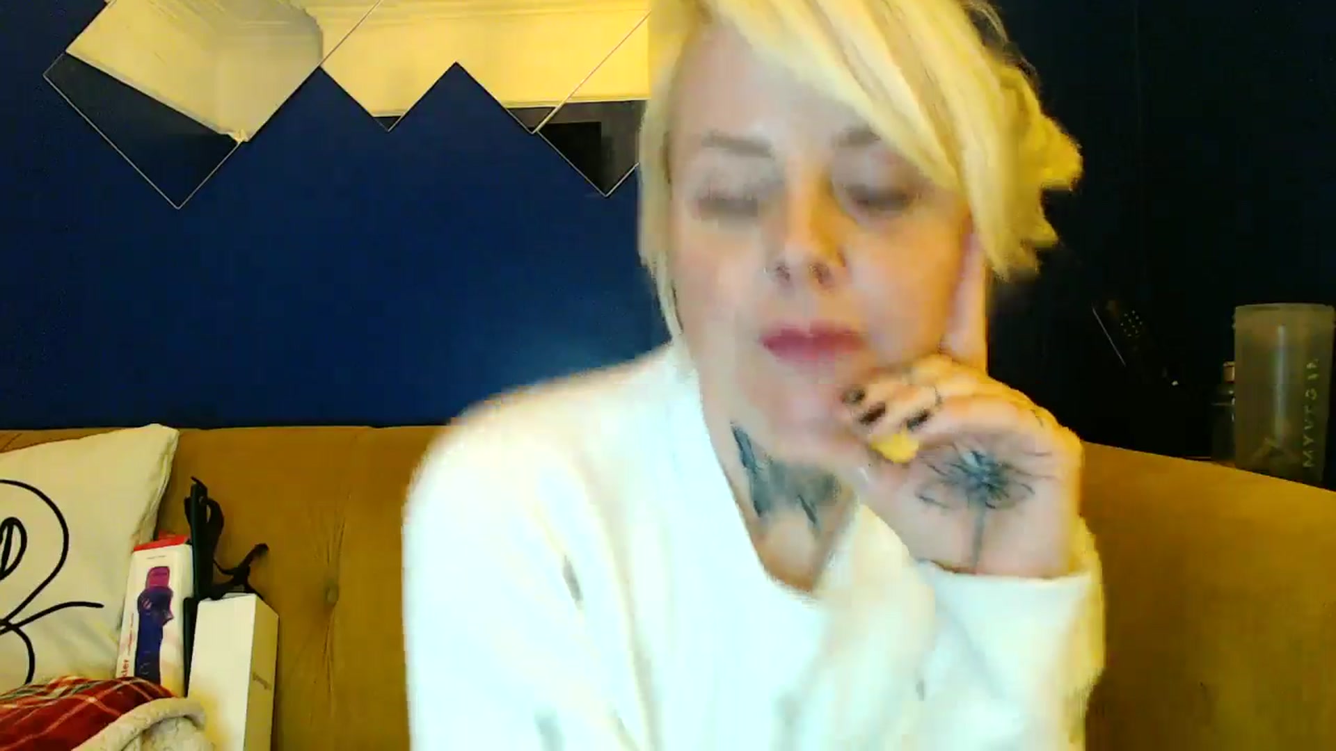 Gallery image thumbnail from pixieDread's myfreecams stream on, 12/27/2024, 19:58 image 4 of 20