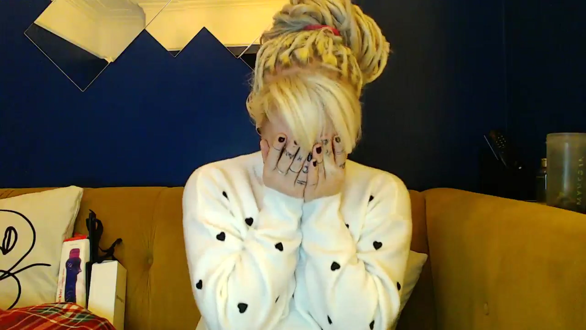 Gallery image thumbnail from pixieDread's myfreecams stream on, 12/27/2024, 19:58 image 13 of 20