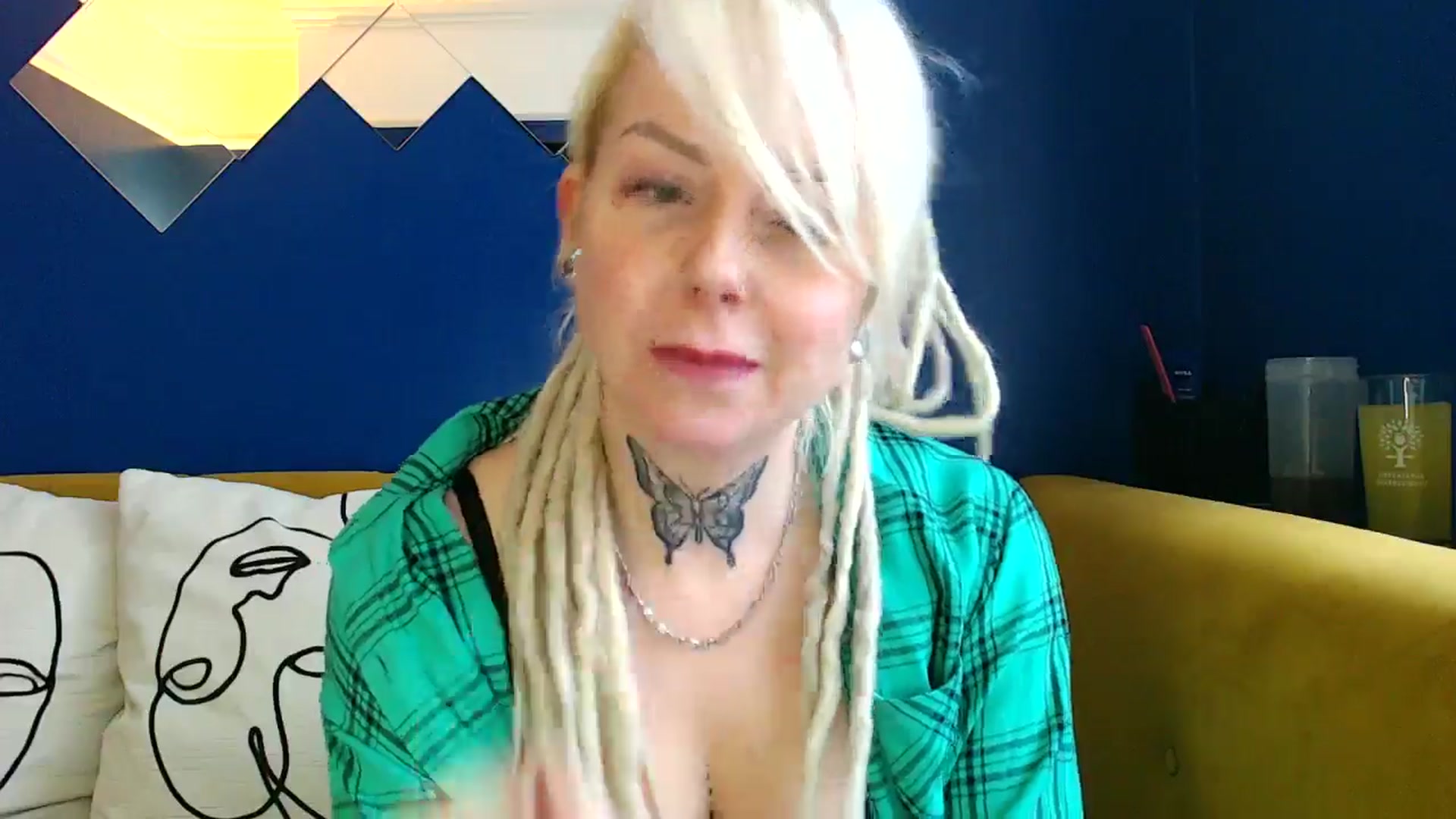 Gallery image thumbnail from pixieDread's myfreecams stream on, 01/10/2025, 12:15 image 19 of 20