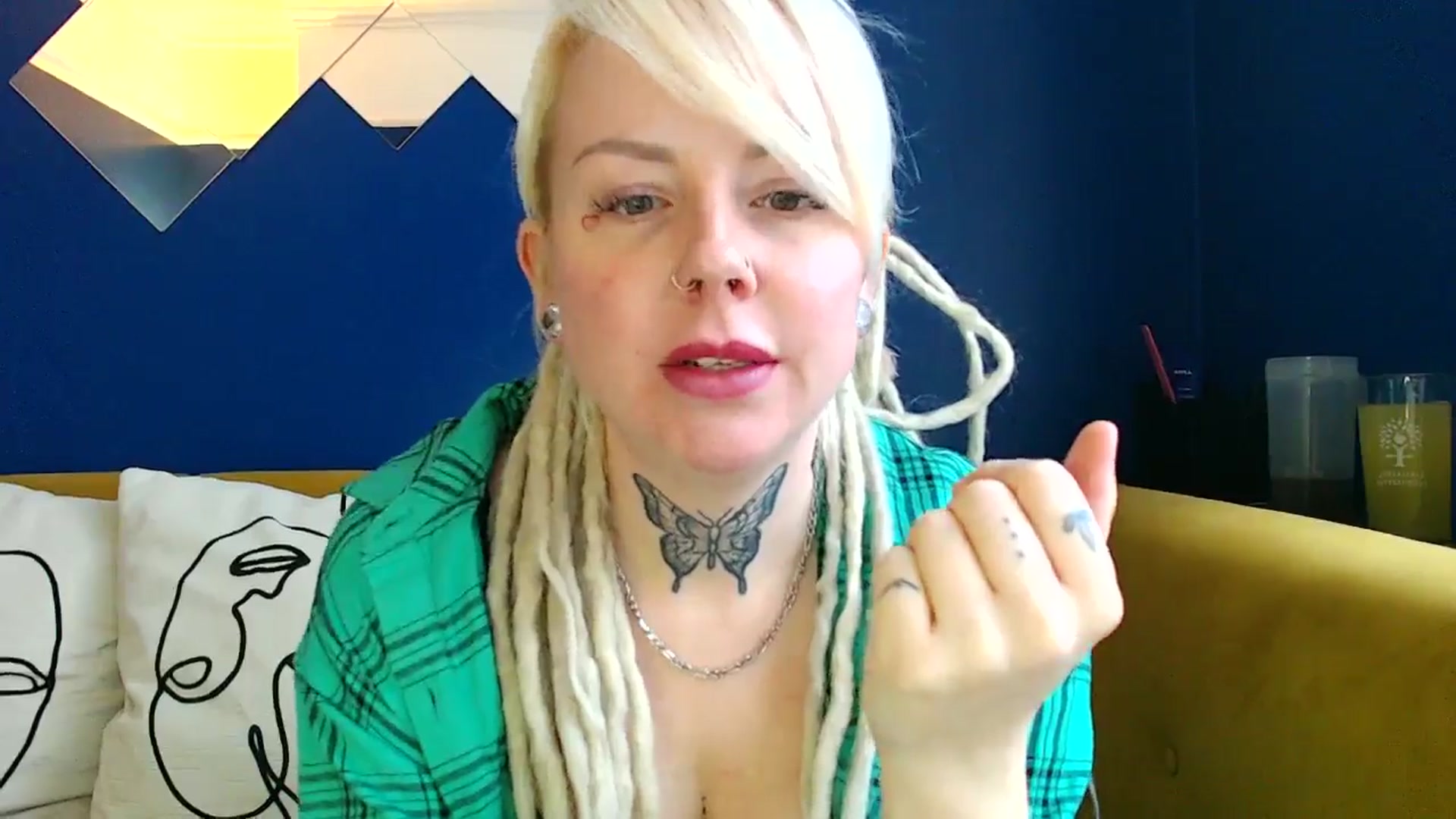 Gallery image thumbnail from pixieDread's myfreecams stream on, 01/10/2025, 12:34 image 6 of 20