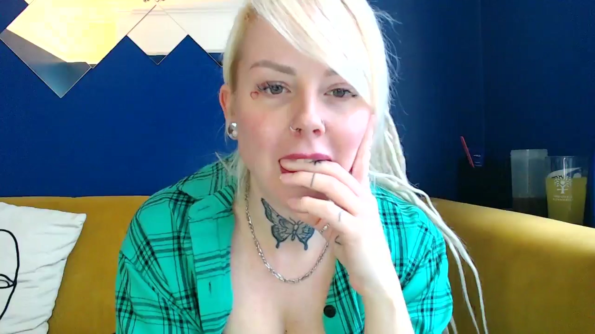 Gallery image thumbnail from pixieDread's myfreecams stream on, 01/10/2025, 13:16 image 6 of 20