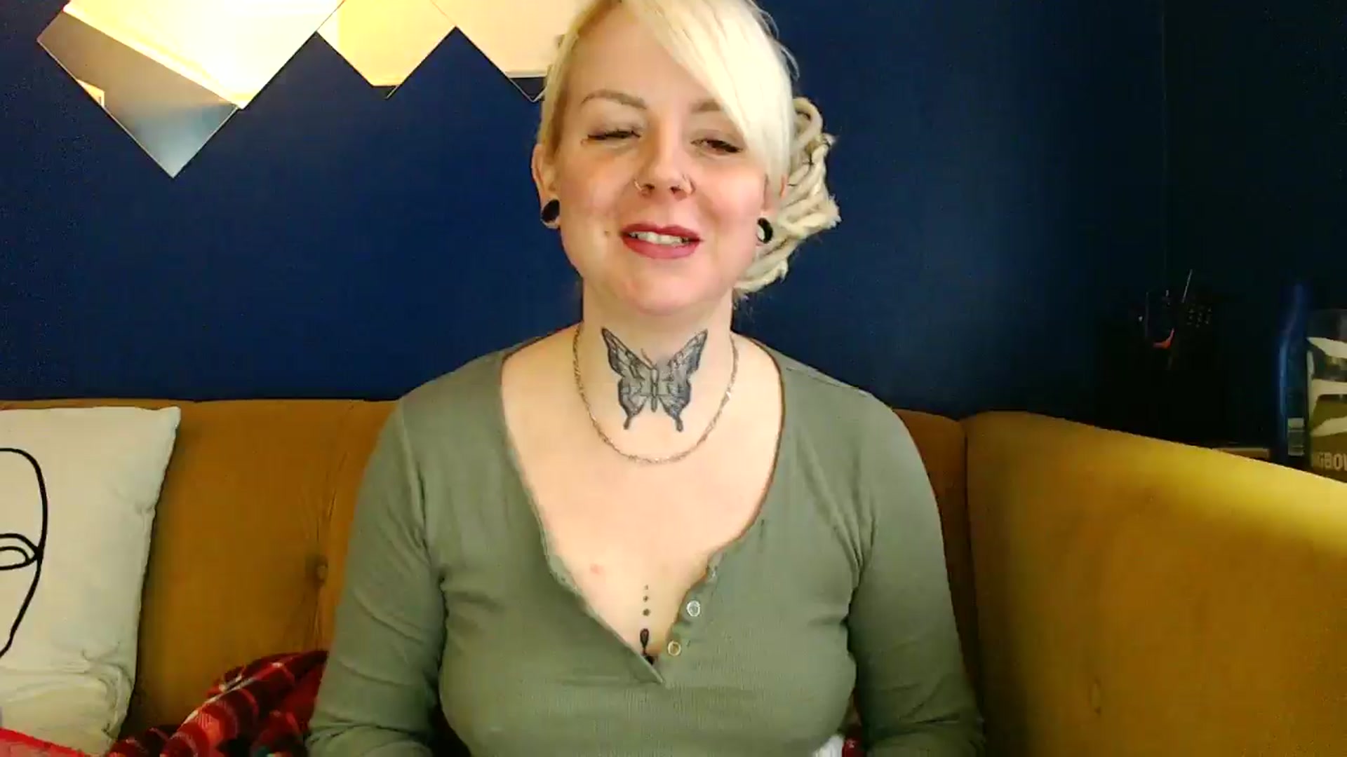 Gallery image thumbnail from pixieDread's myfreecams stream on, 01/13/2025, 13:56 image 15 of 20