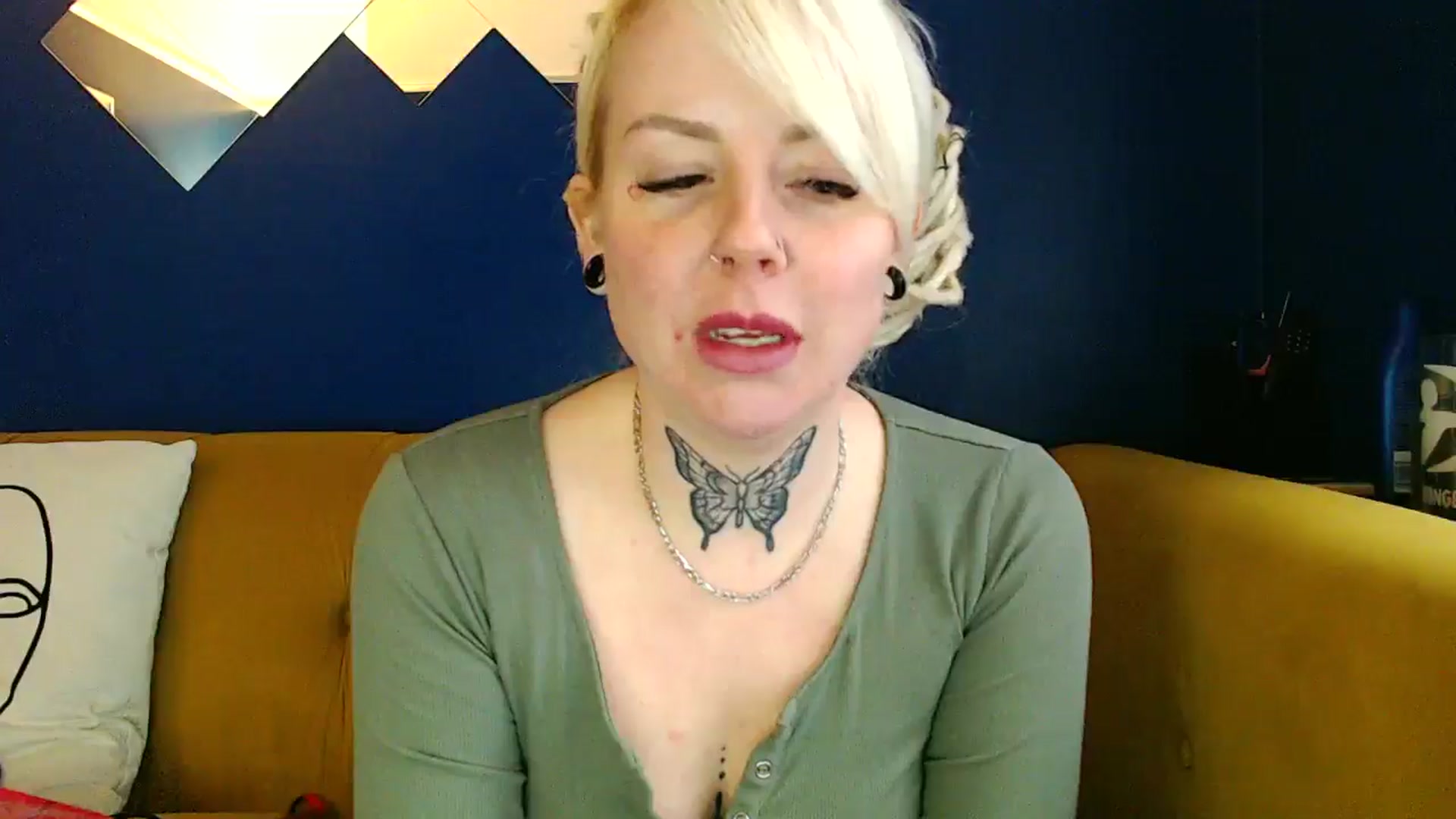 Gallery image thumbnail from pixieDread's myfreecams stream on, 01/13/2025, 14:36 image 7 of 20