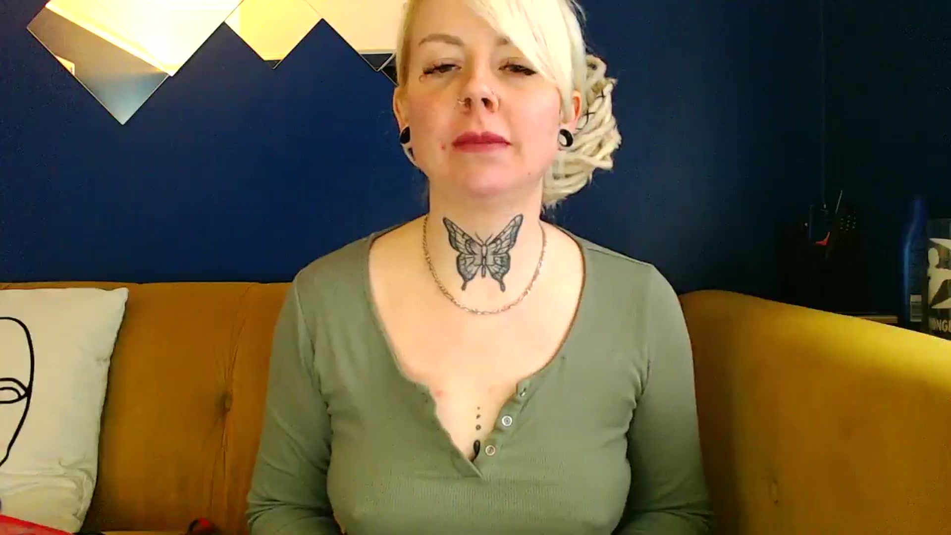 Gallery image thumbnail from pixieDread's myfreecams stream on, 01/13/2025, 14:36 image 4 of 20