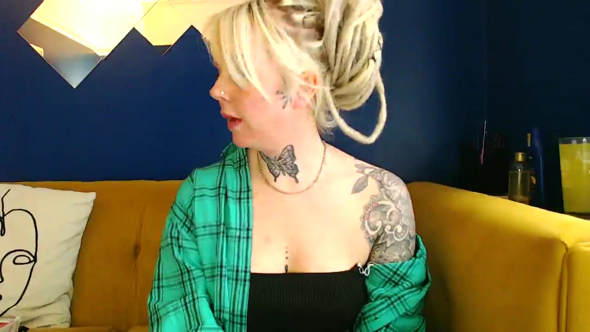 Gallery image thumbnail from pixieDread's myfreecams stream on, 01/14/2025, 12:43 image 2 of 20