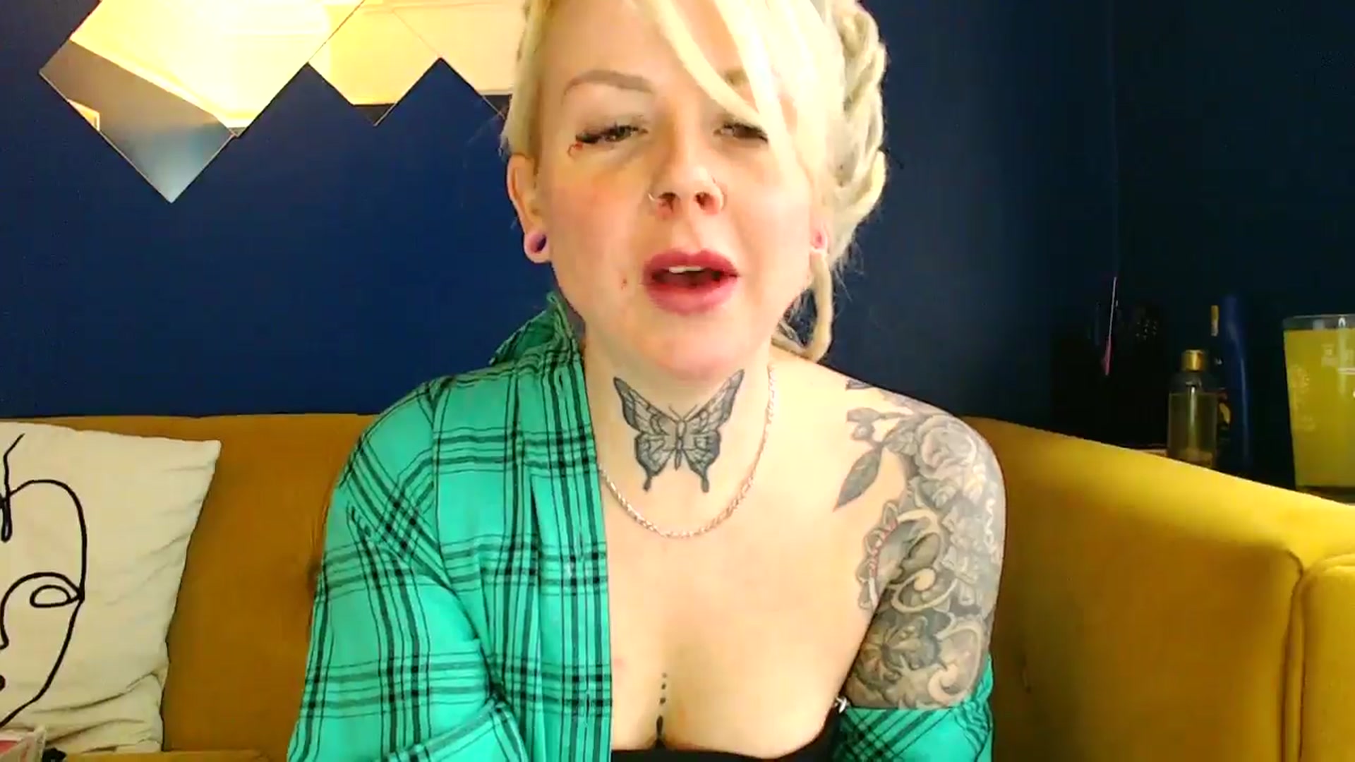 Gallery image thumbnail from pixieDread's myfreecams stream on, 01/14/2025, 12:43 image 4 of 20