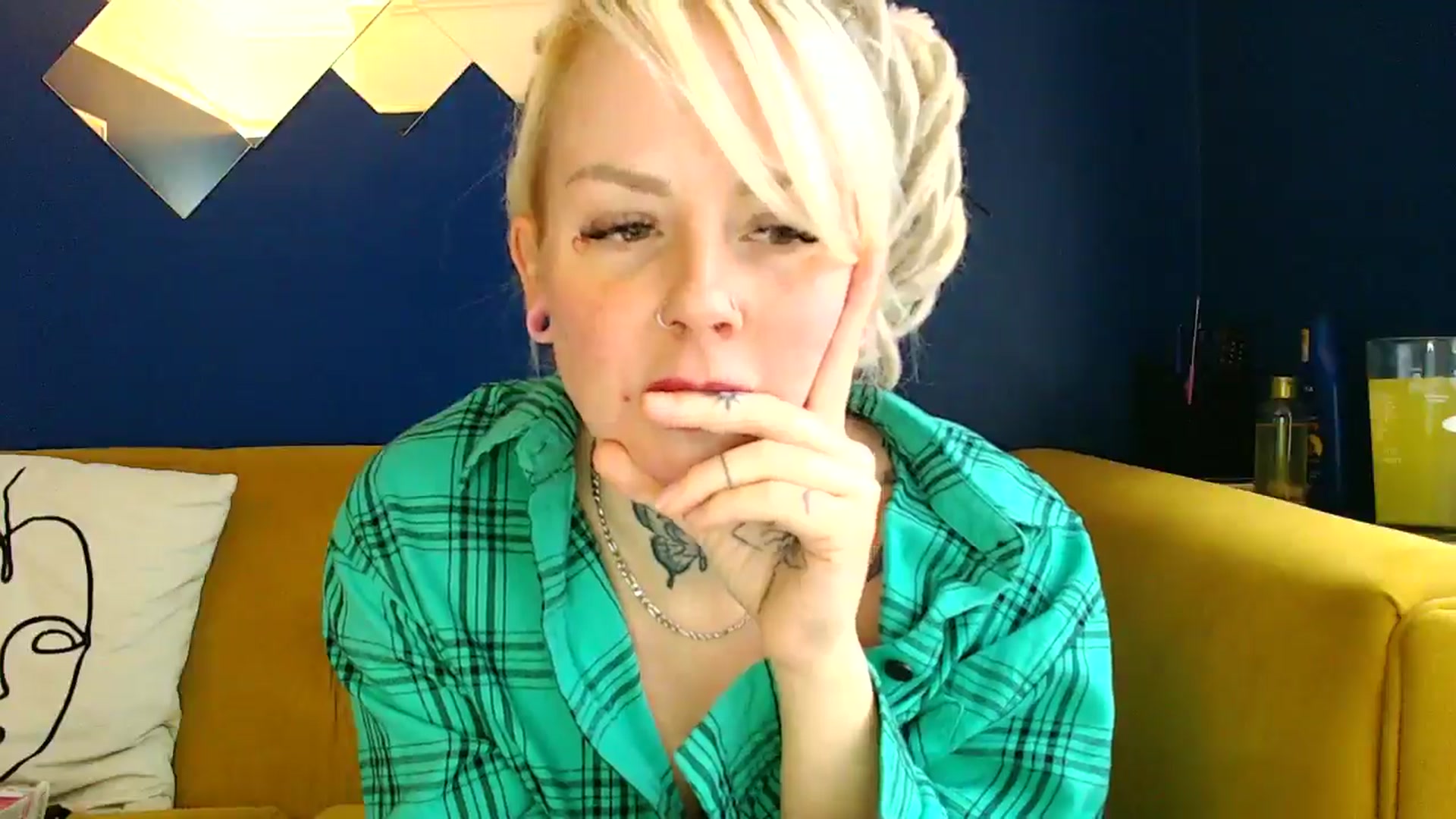 Gallery image thumbnail from pixieDread's myfreecams stream on, 01/14/2025, 12:43 image 8 of 20