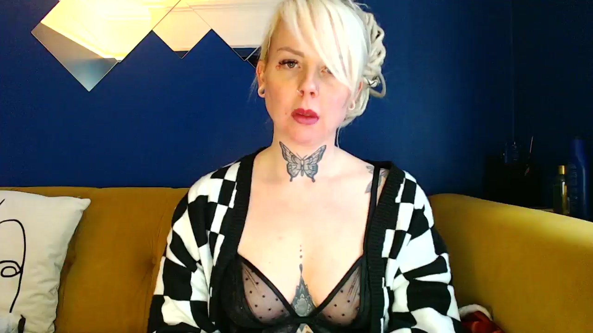 Gallery image thumbnail from pixieDread's myfreecams stream on, 01/15/2025, 12:40 image 14 of 20