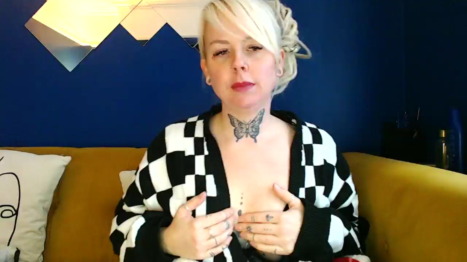 Gallery image thumbnail from pixieDread's myfreecams stream on, 01/15/2025, 12:40 image 18 of 20