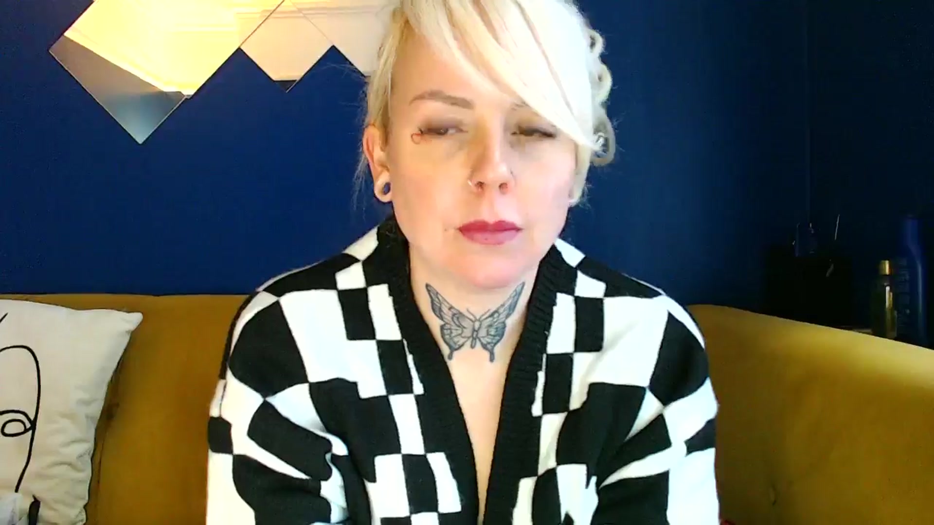 Gallery image thumbnail from pixieDread's myfreecams stream on, 01/15/2025, 12:40 image 17 of 20