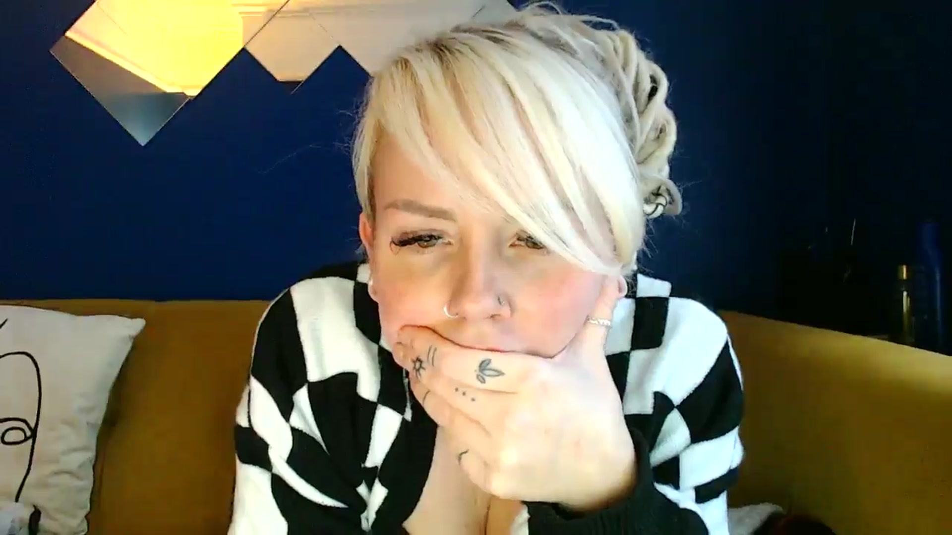 Gallery image thumbnail from pixieDread's myfreecams stream on, 01/15/2025, 12:40 image 11 of 20