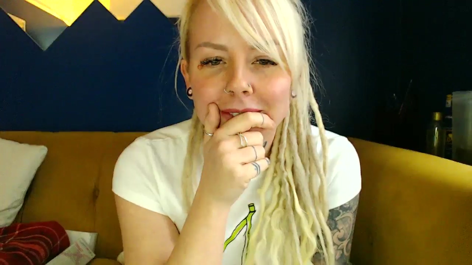 Gallery image thumbnail from pixieDread's myfreecams stream on, 01/22/2025, 13:40 image 19 of 20