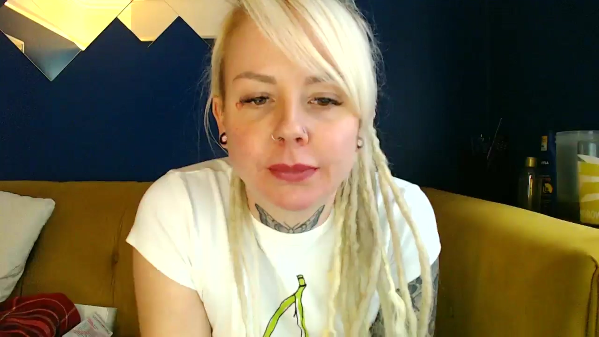 Gallery image thumbnail from pixieDread's myfreecams stream on, 01/22/2025, 13:40 image 4 of 20