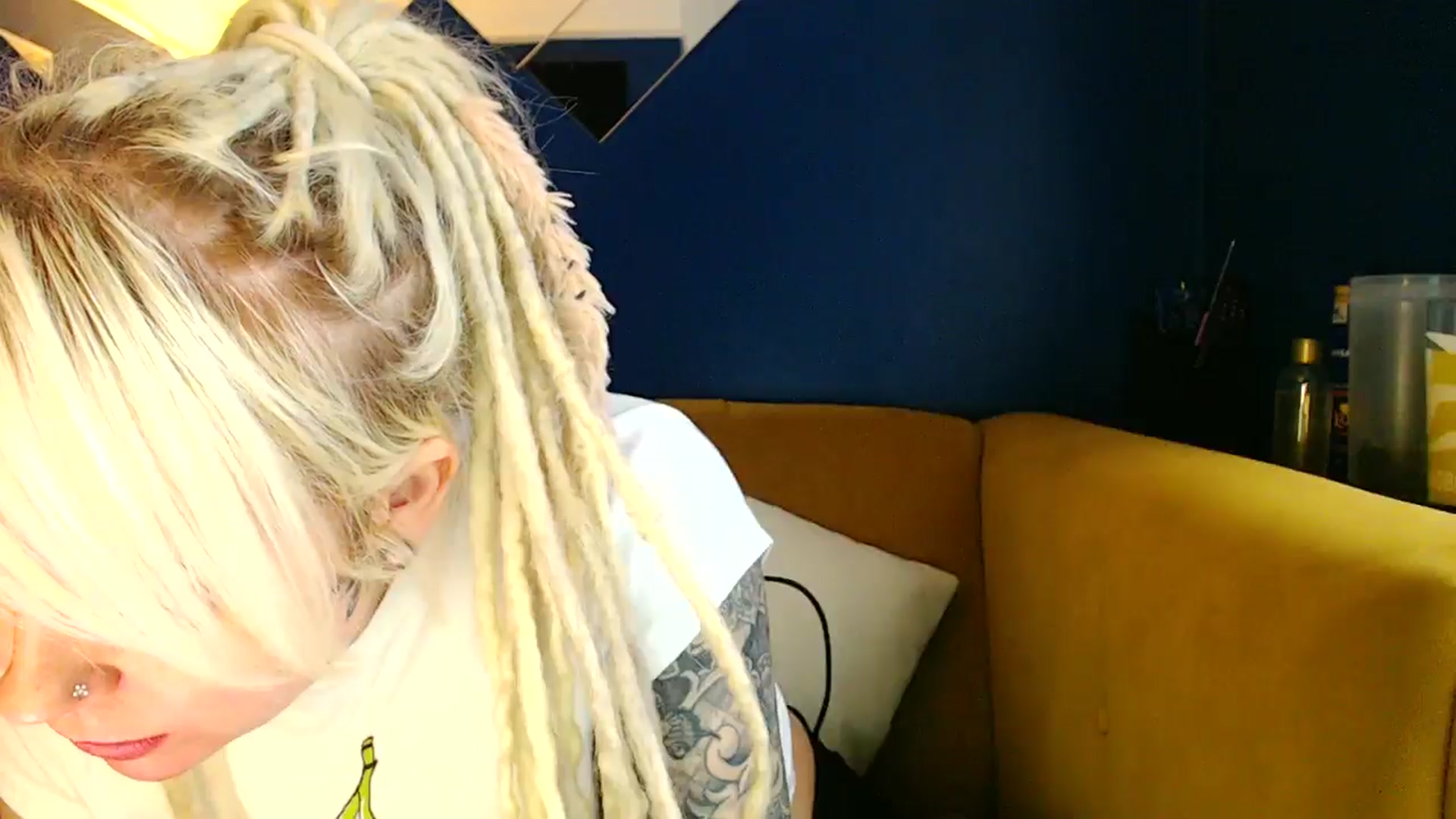 Gallery image thumbnail from pixieDread's myfreecams stream on, 01/22/2025, 13:40 image 8 of 20