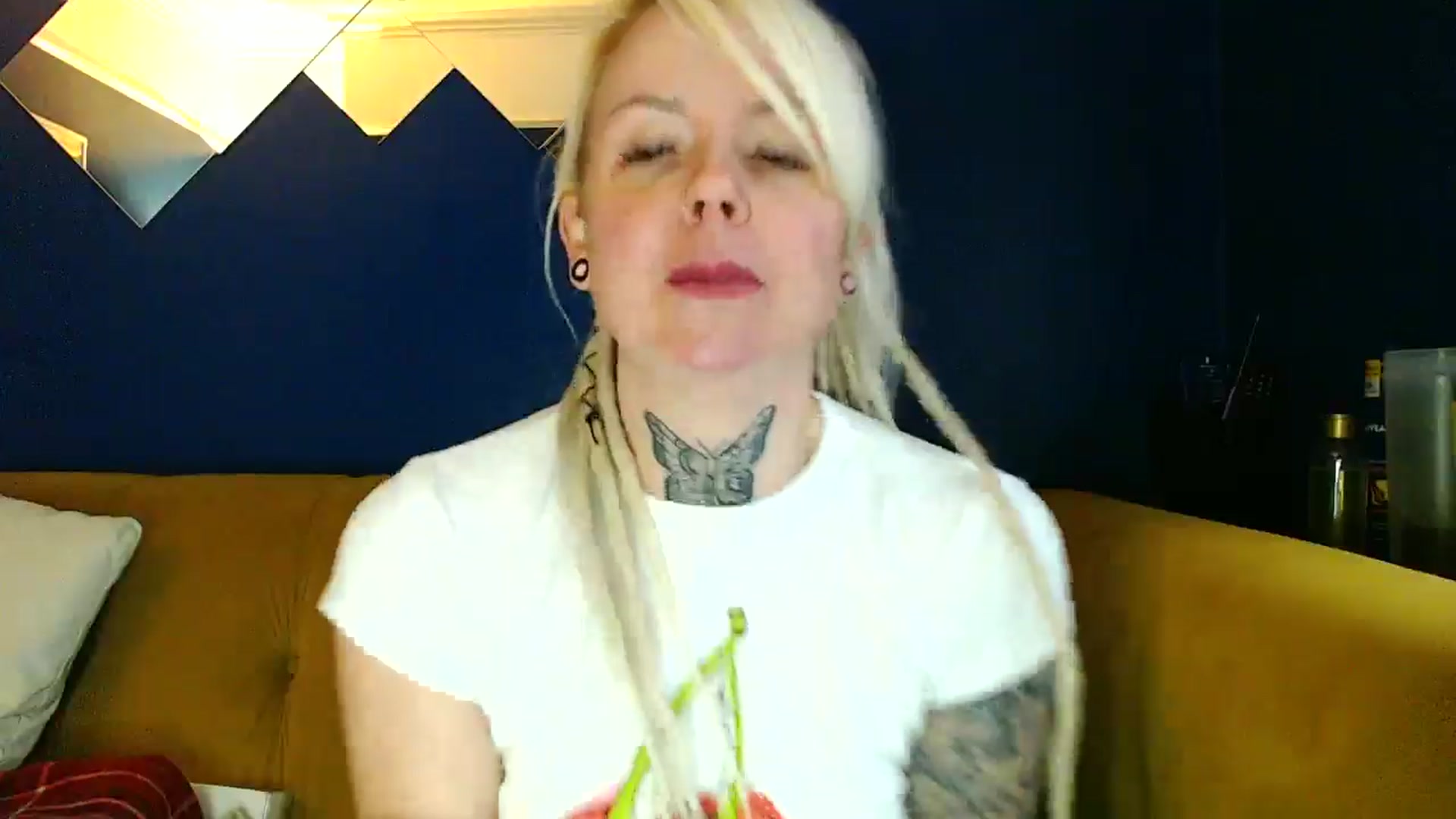 Gallery image thumbnail from pixieDread's myfreecams stream on, 01/22/2025, 14:37 image 17 of 20