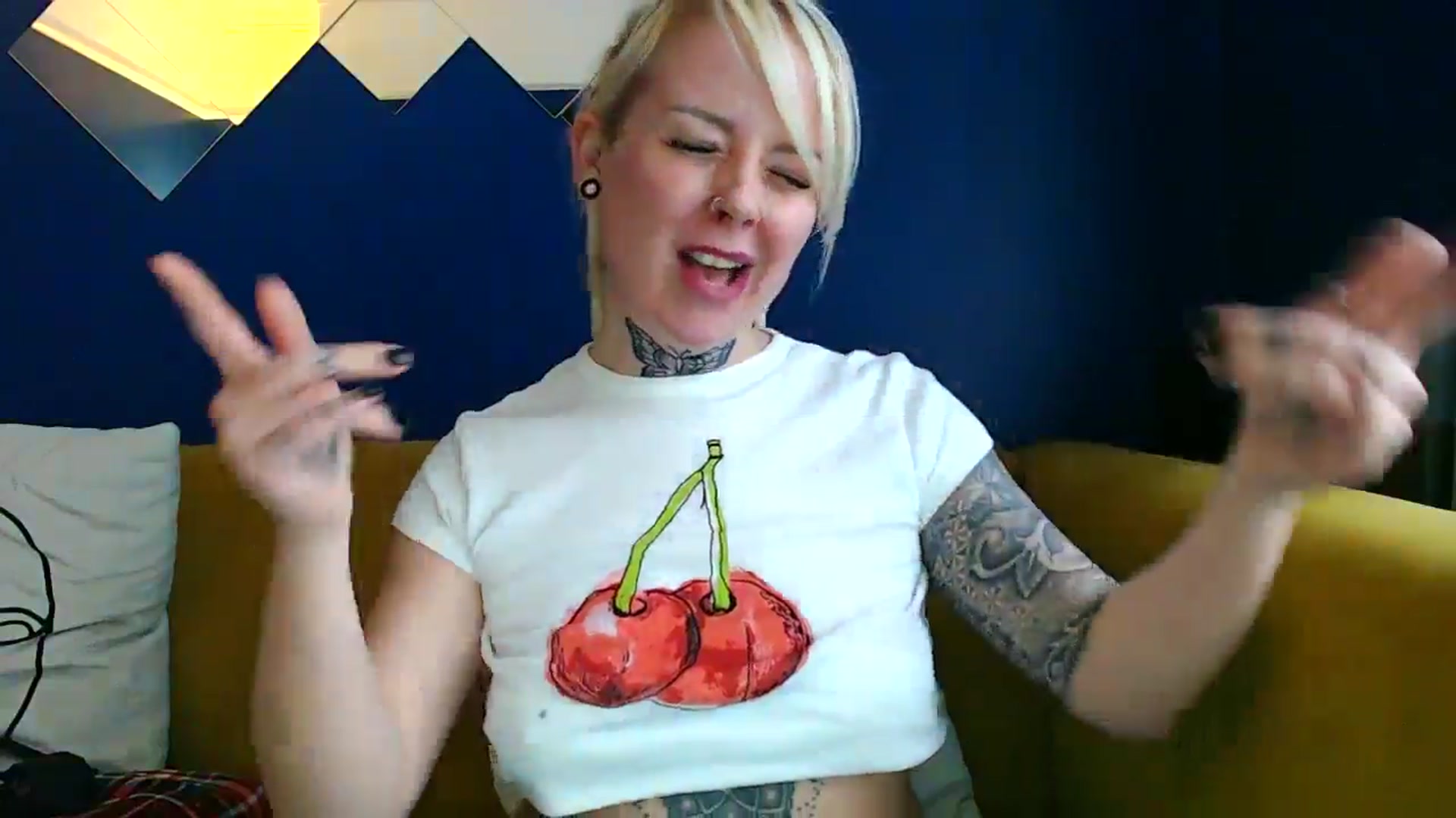 Gallery image thumbnail from pixieDread's myfreecams stream on, 01/29/2025, 14:50 image 6 of 20