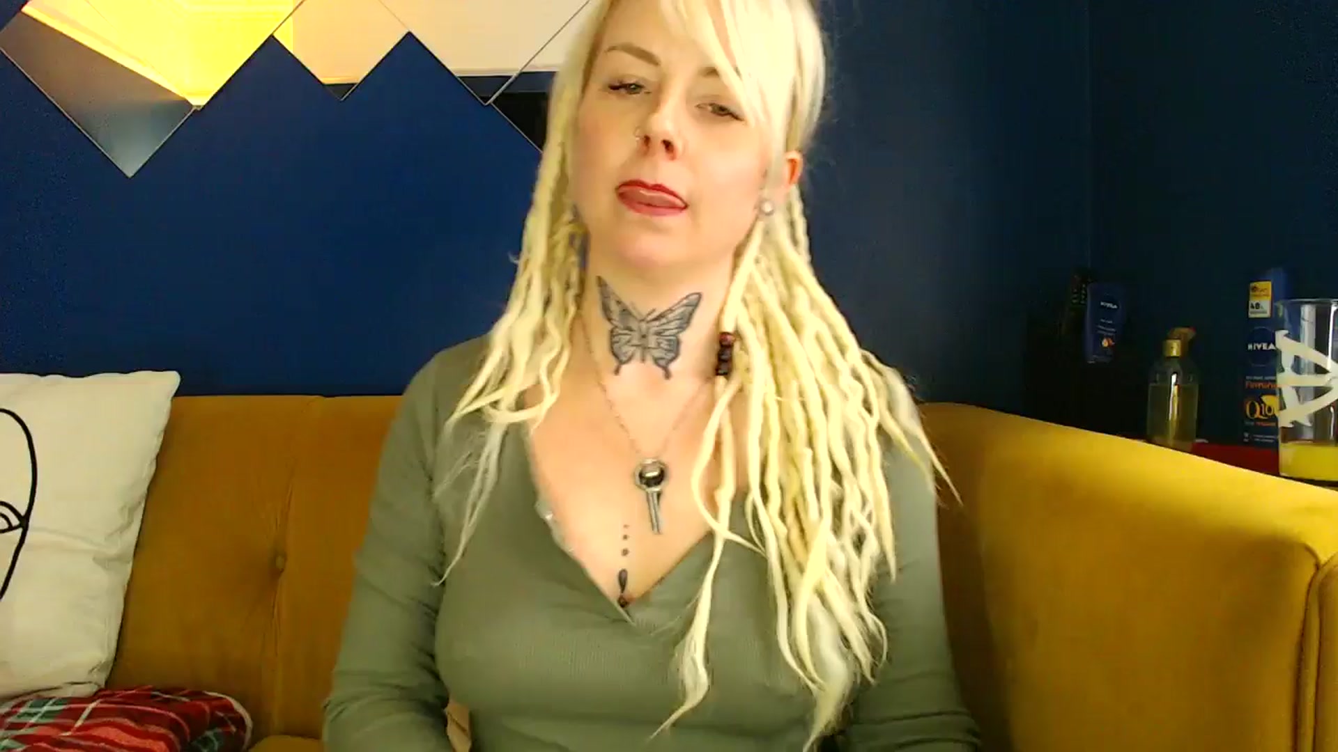 Gallery image thumbnail from pixieDread's myfreecams stream on, 02/05/2025, 13:44 image 19 of 20