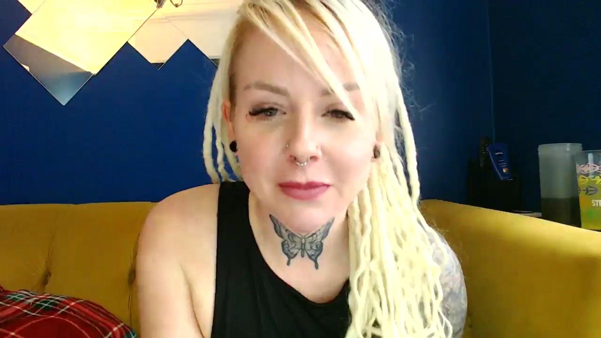 Gallery image thumbnail from pixieDread's myfreecams stream on, 02/26/2025, 12:51 image 6 of 20