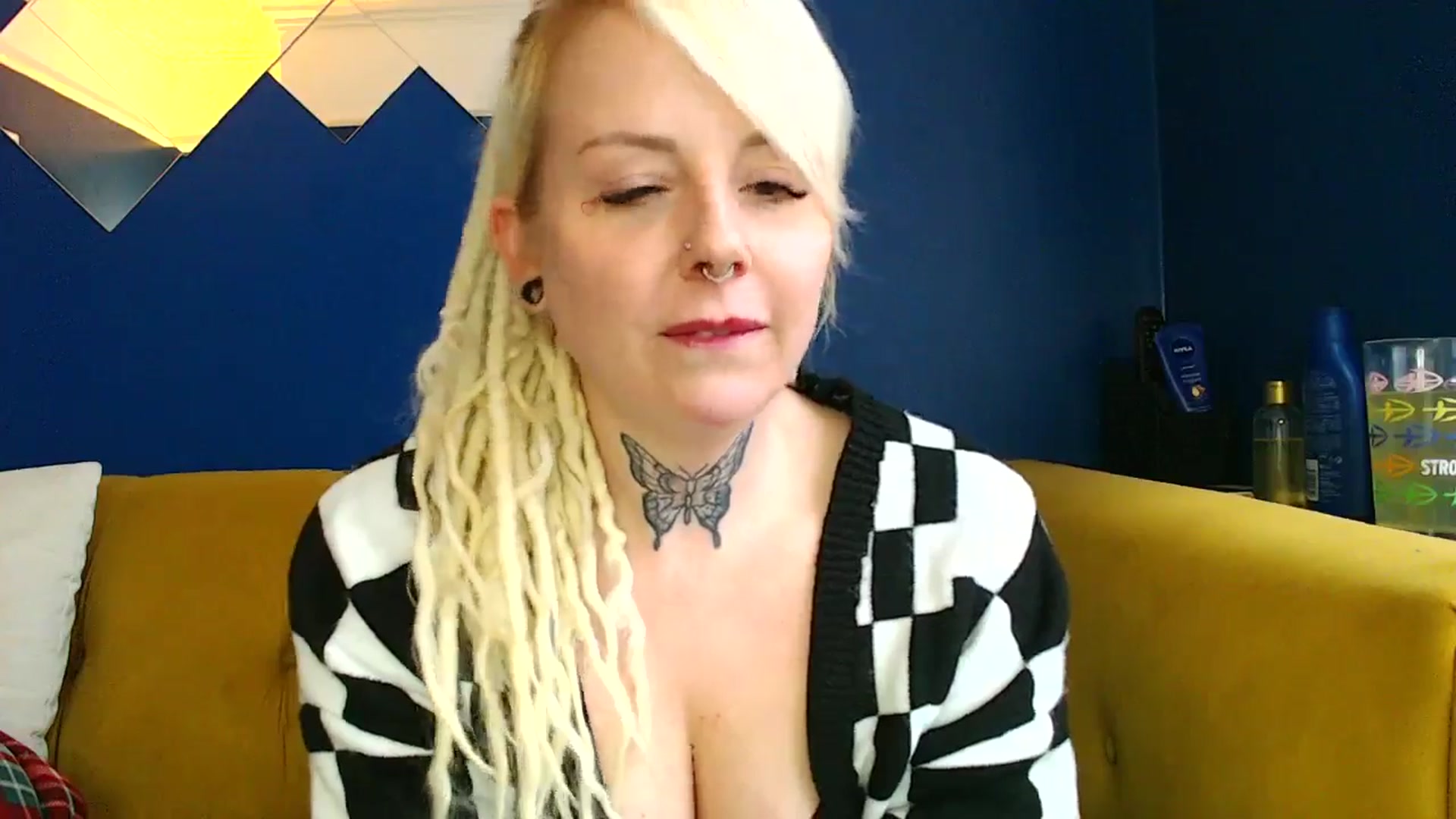 Gallery image thumbnail from pixieDread's myfreecams stream on, 02/28/2025, 11:27 image 10 of 20