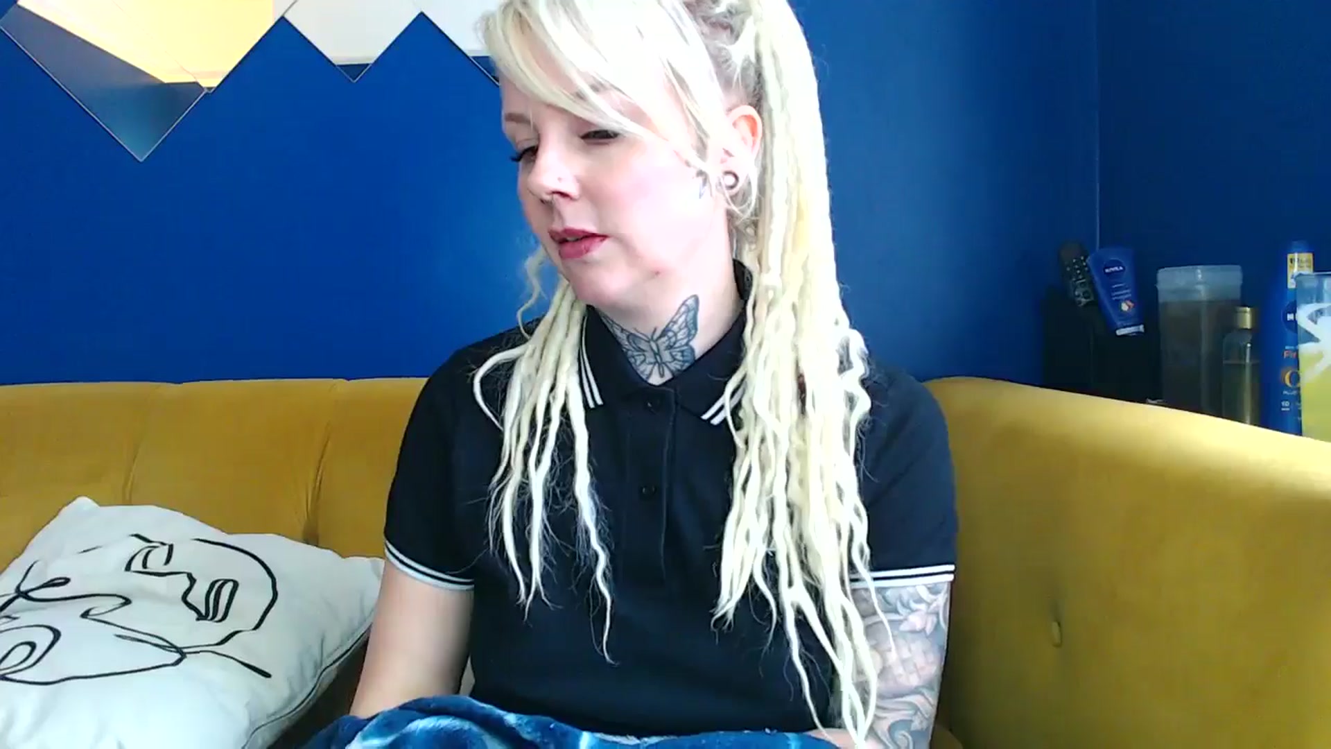 Gallery image thumbnail from pixieDread's myfreecams stream on, 03/04/2025, 12:03 image 10 of 20