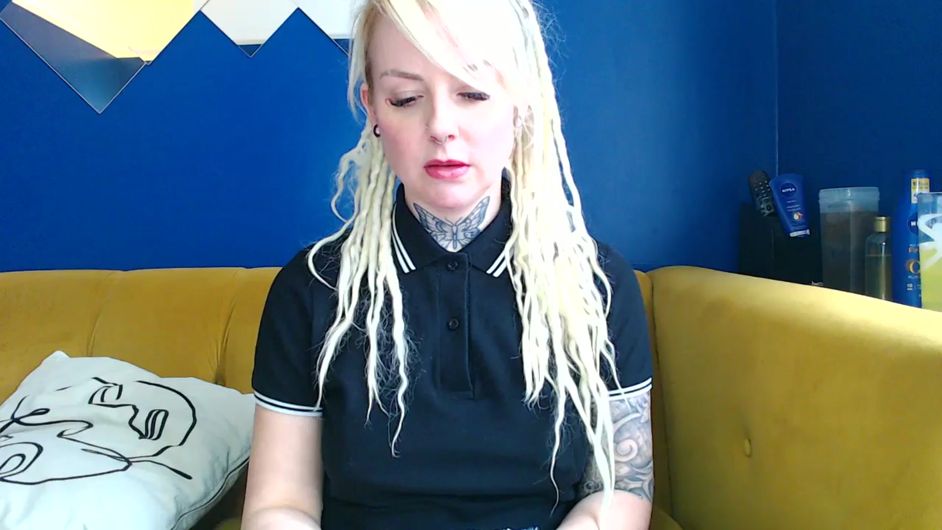 Gallery image thumbnail from pixieDread's myfreecams stream on, 03/04/2025, 12:03 image 9 of 20